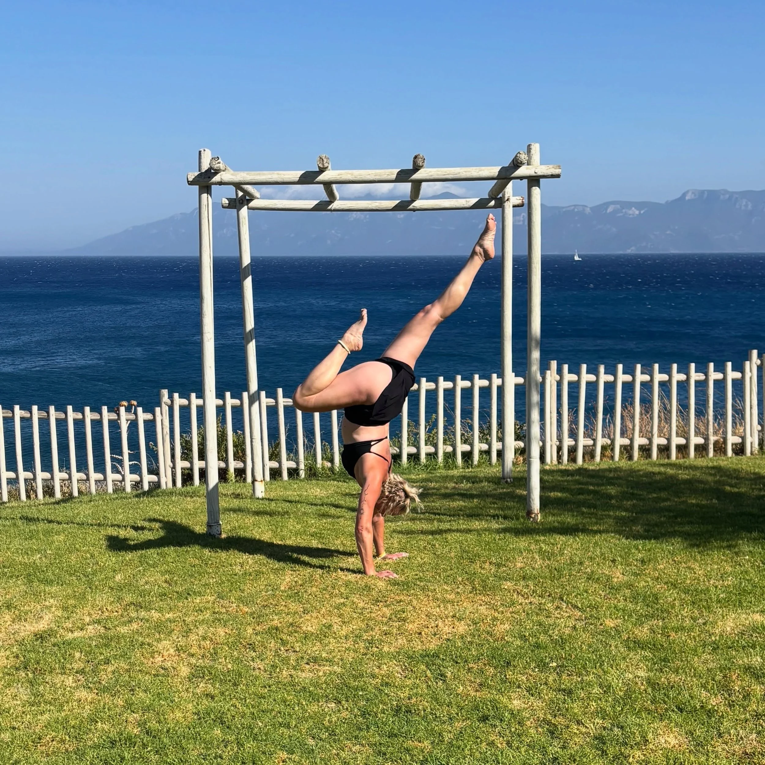 One season closing, another opening. 🍂

We find ourselves in perfect balance today, the tipping point from that busy &lsquo;doing&rsquo; energy of Summer into a slower, more reflective energy of Autumn.

Embracing change can be its own challenge but