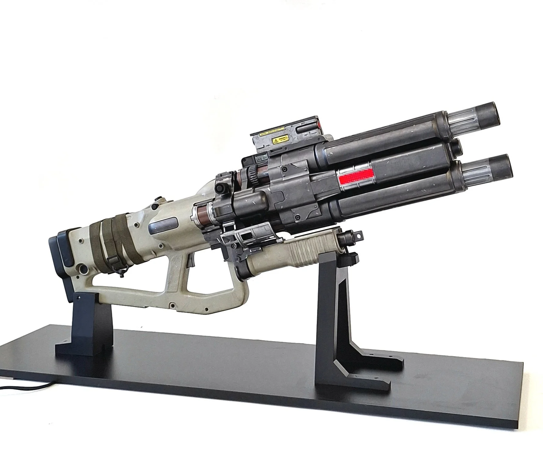 SAROS_Shotgun_edit1.jpg