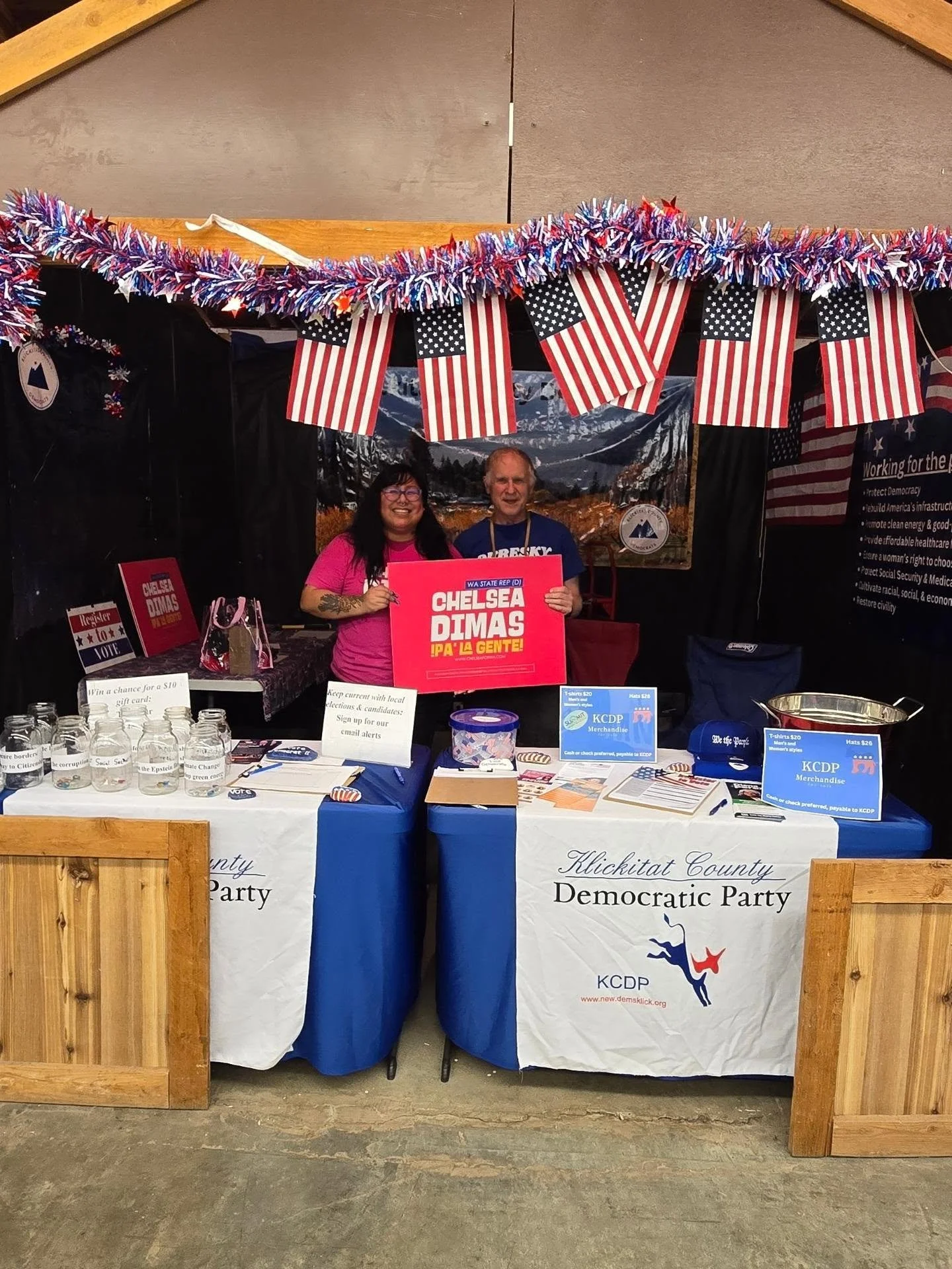 Spent some time in Klickitat County this weekend! 🫶🏽✨️

Mil gracias to everyone who stopped by the booth or came up to say hi while I walked around the fair. I loved getting to chat and hear from so many of y&rsquo;all!

MUY excited to be back out 