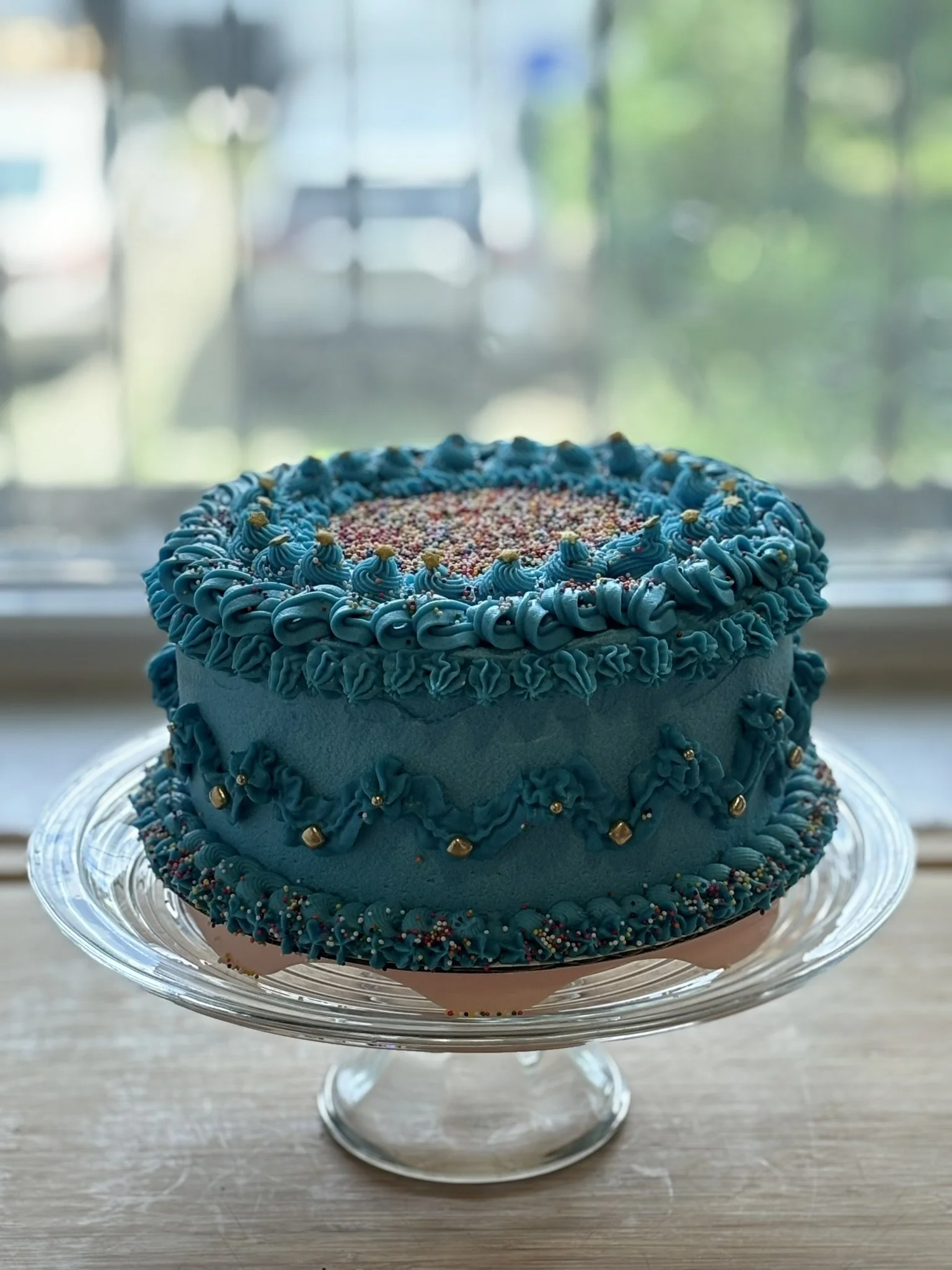 Marbled-blue Confetti Cake