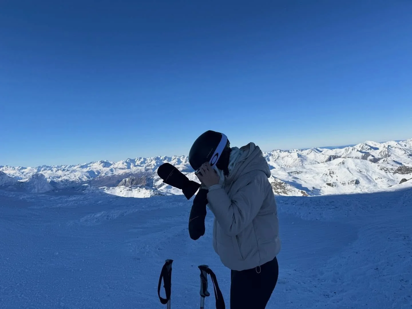 Chasing the horizon.

These skies really don&rsquo;t get old.

#soberski