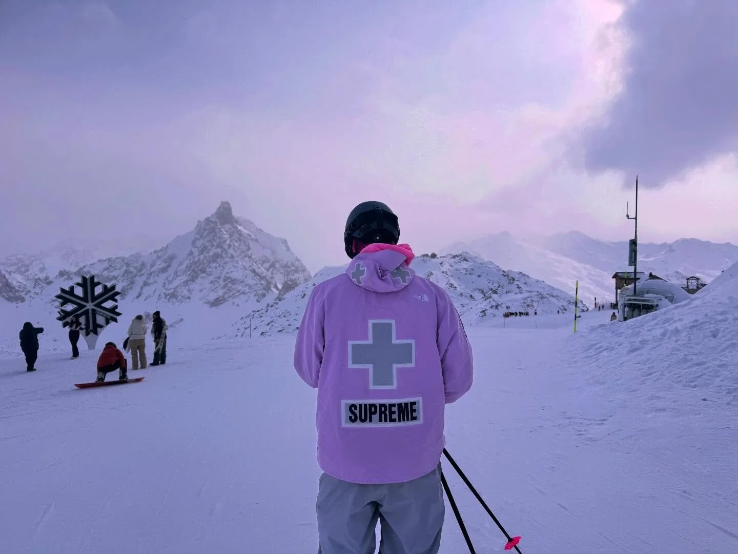 WHERE TO NEXT?🌍

Apply for one of our transformative trips next year over at HQ.

www.soberski.co.uk

#soberski