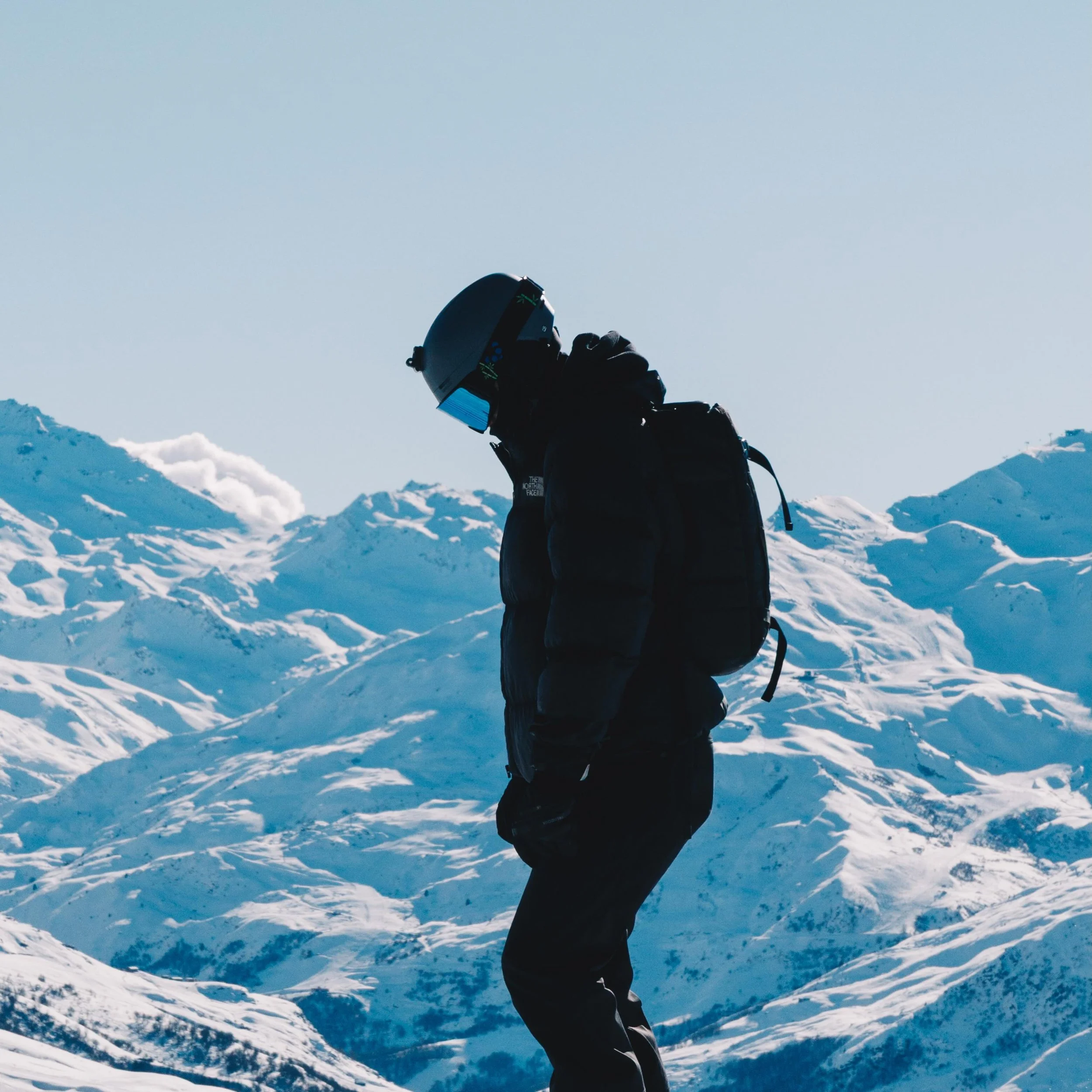 WALKING ON AIR ☁️

The view&rsquo;s a little different from our perspective.

www.soberski.co.uk

#soberski