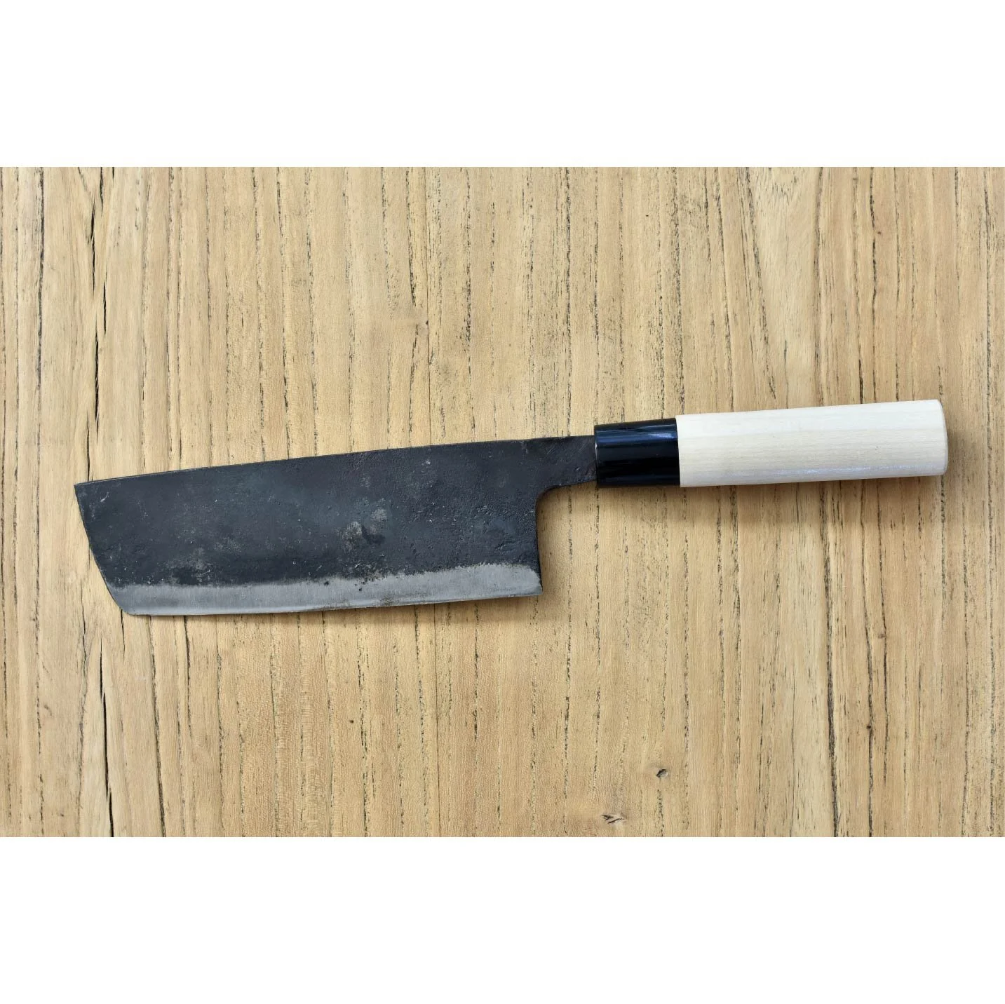 hocho_18bsquare.jpg