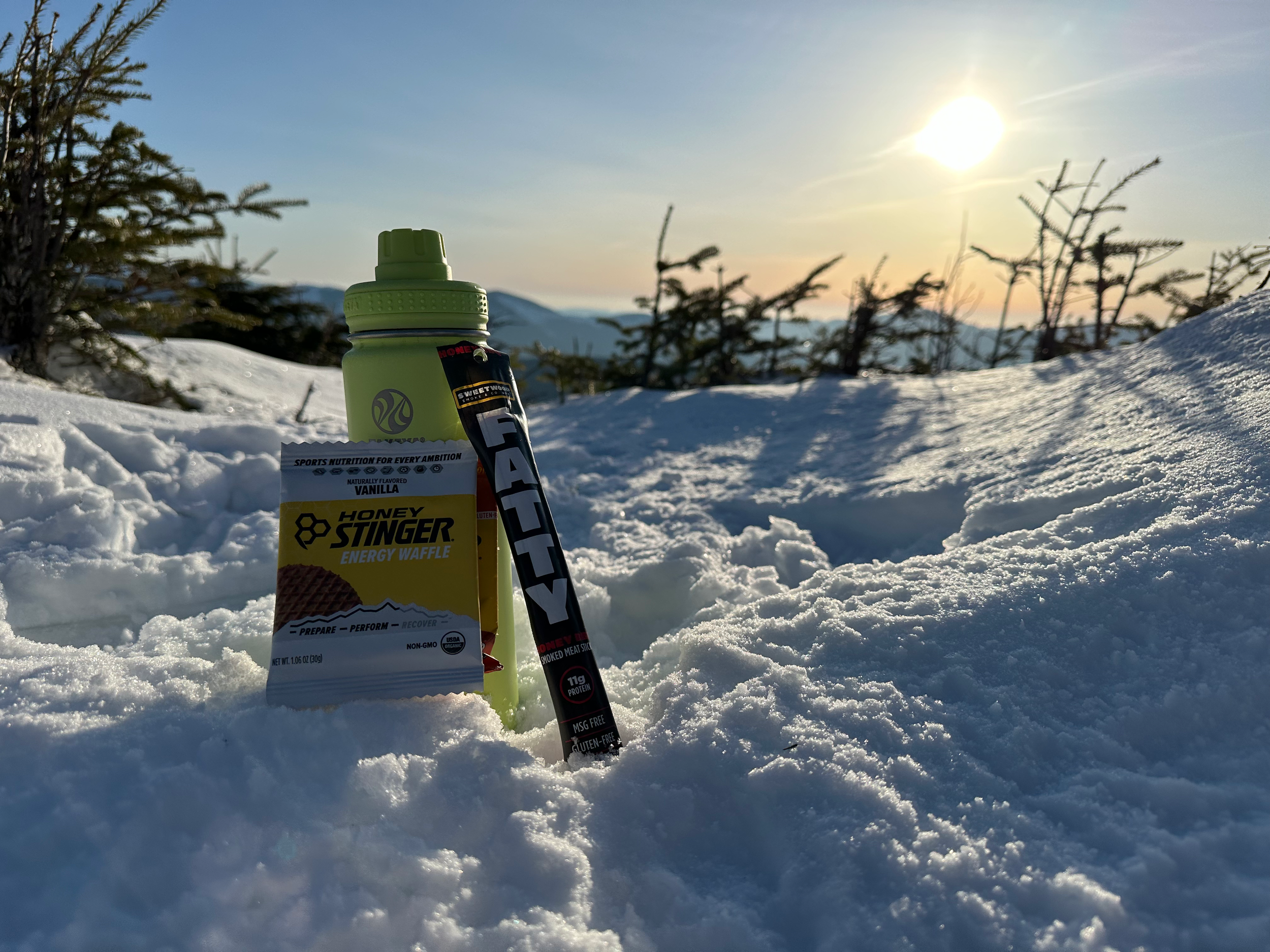 How to Pick the Best Hiking Snacks to Fuel Your Body for Adventure