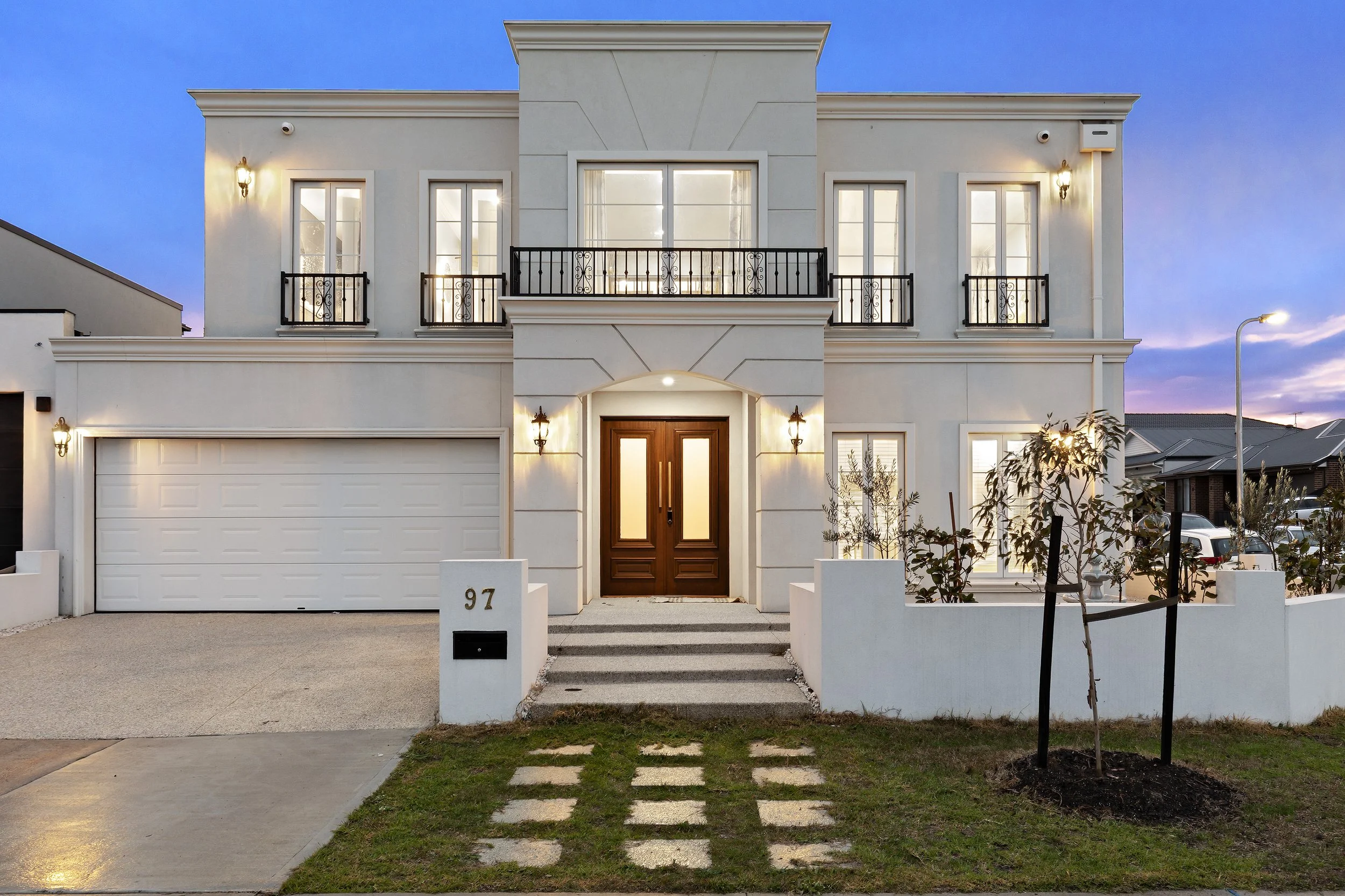 Double Story In Greenvale