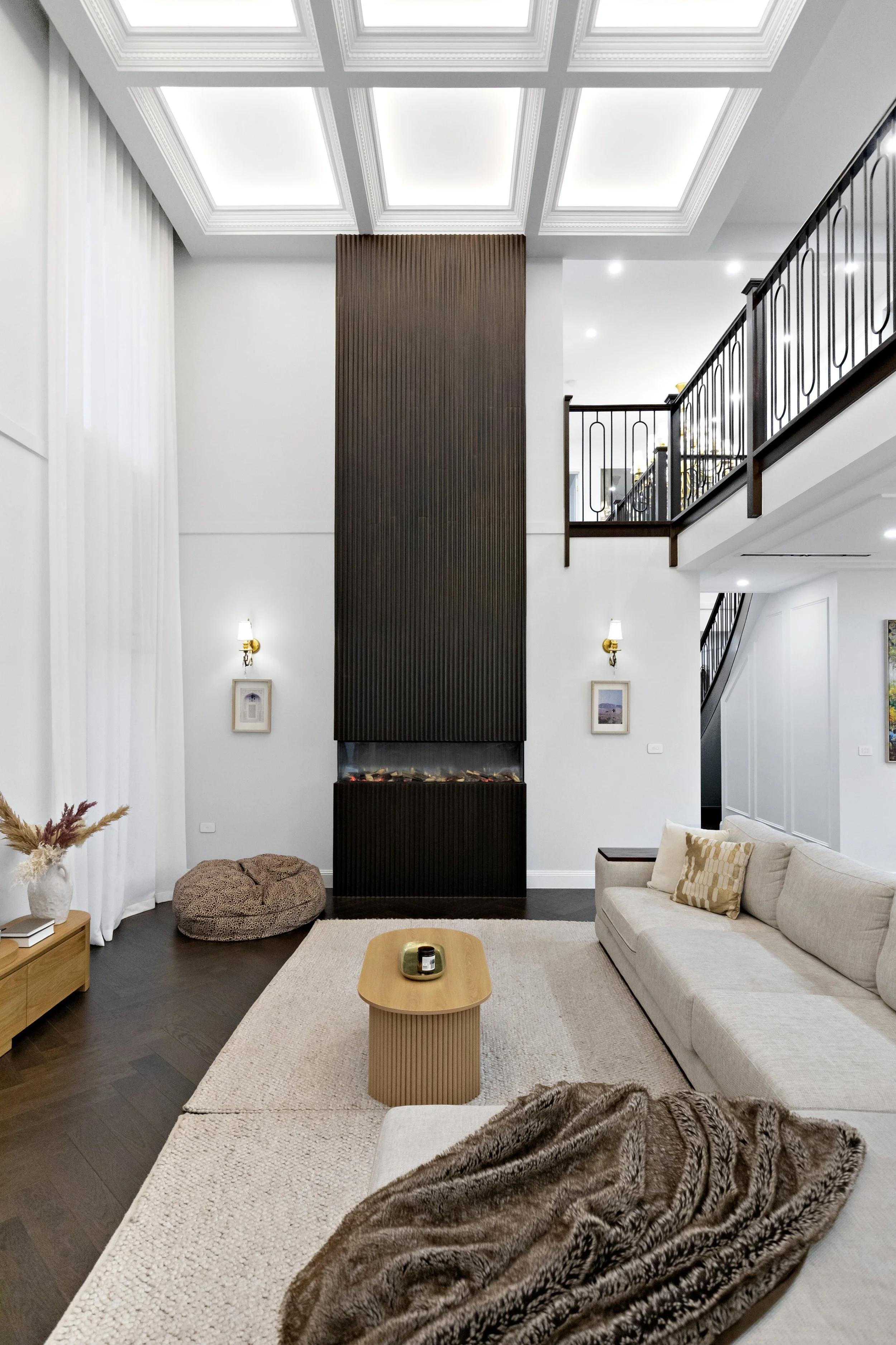 21-Living Room.jpg