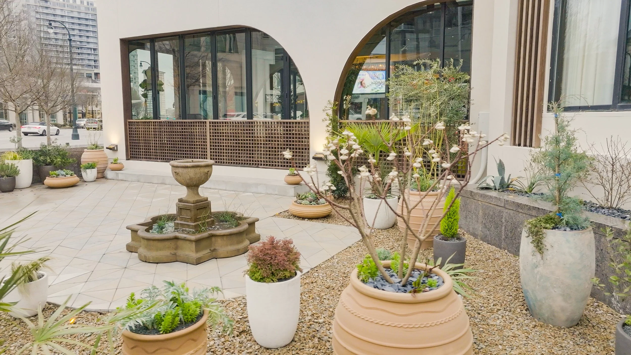 plants and fountain at Delbar restaurant