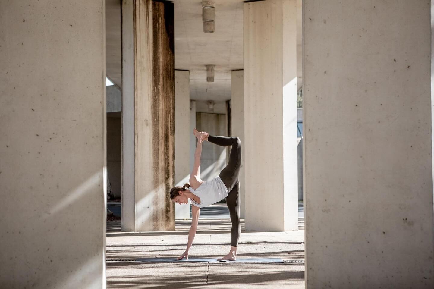 This month in class we&rsquo;re looking at ***binds!***

Why? It&rsquo;s one of the most fun way to charge up postures, and create these really fun criss-crossing, energetic loops through the body. After playing with these for a few weeks you&rsquo;l