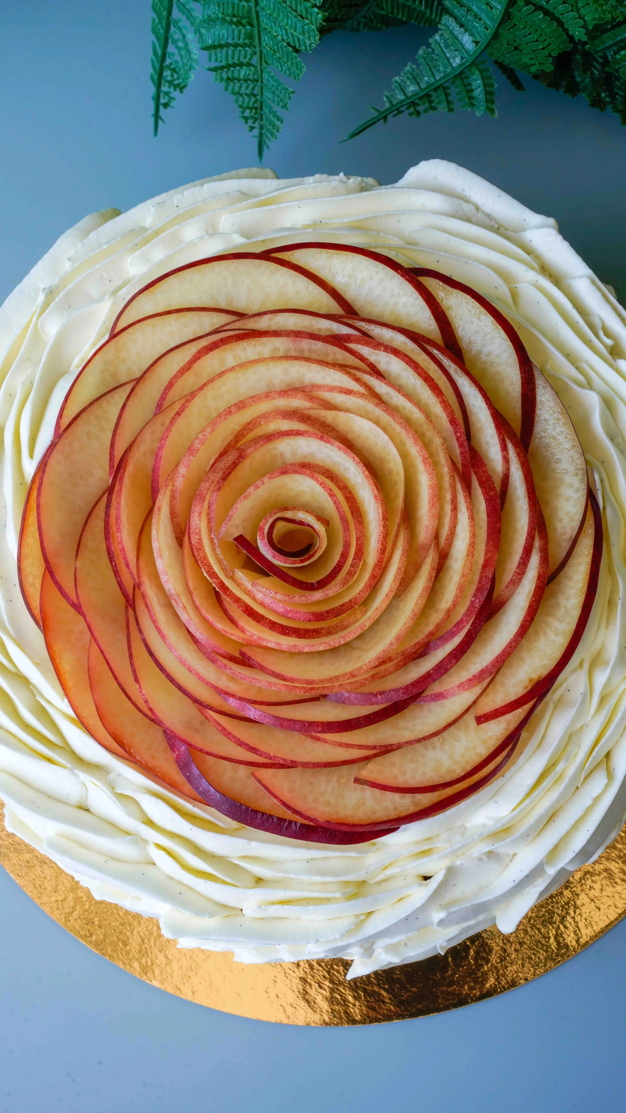 Entremet peche.jpg
