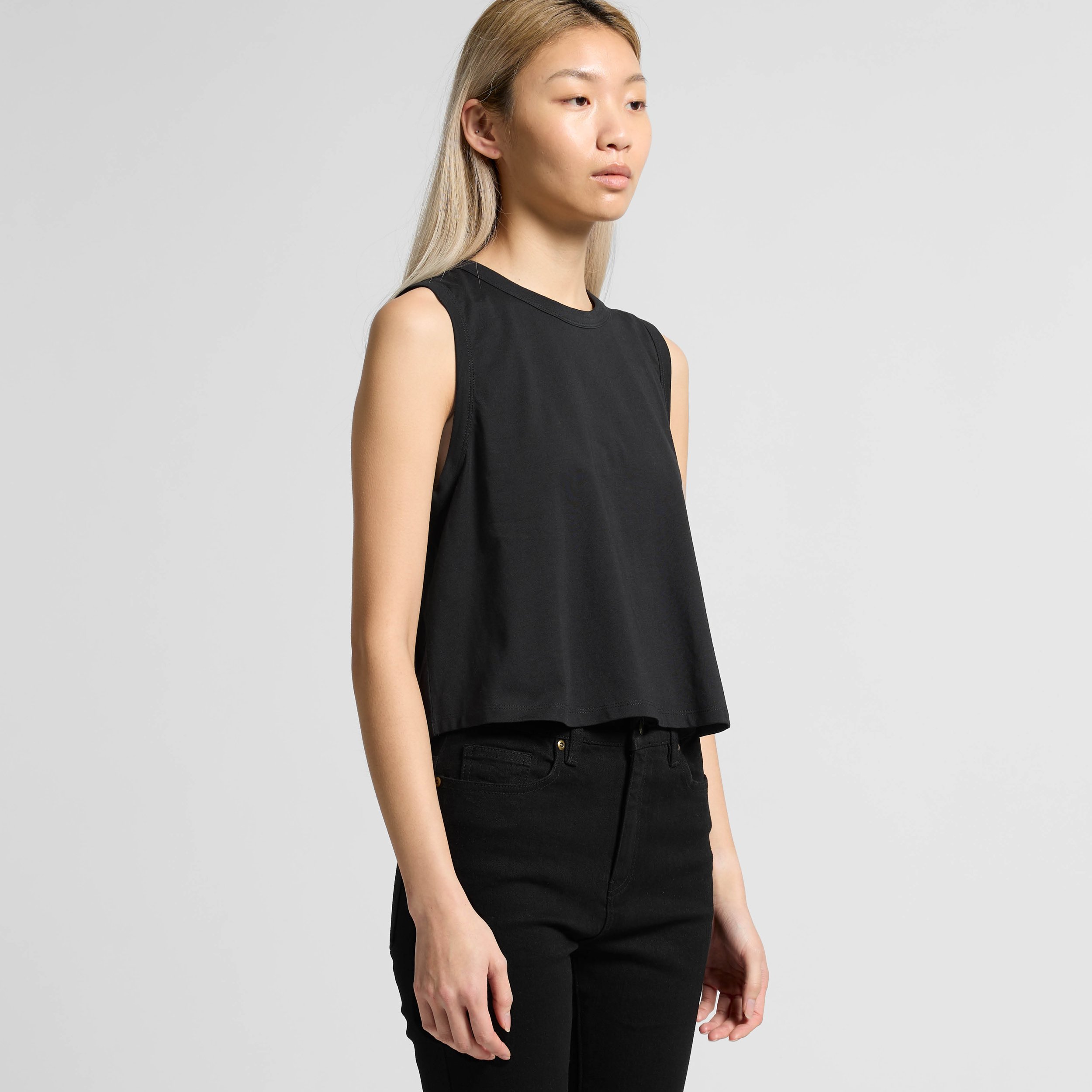 4091_MARTINA_CROP_TANK_TURN.jpg