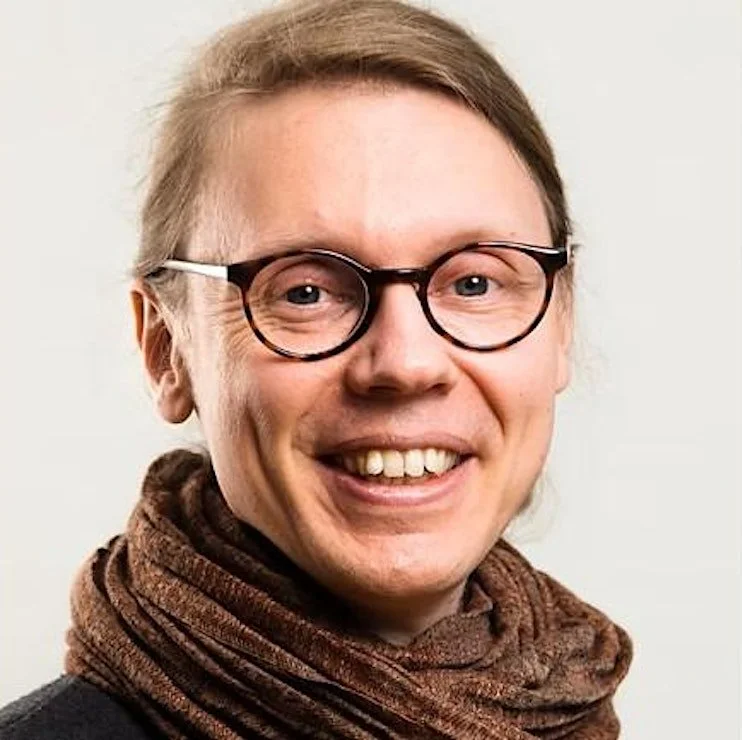 Exploring the emptiness of self with Juha Pentilla