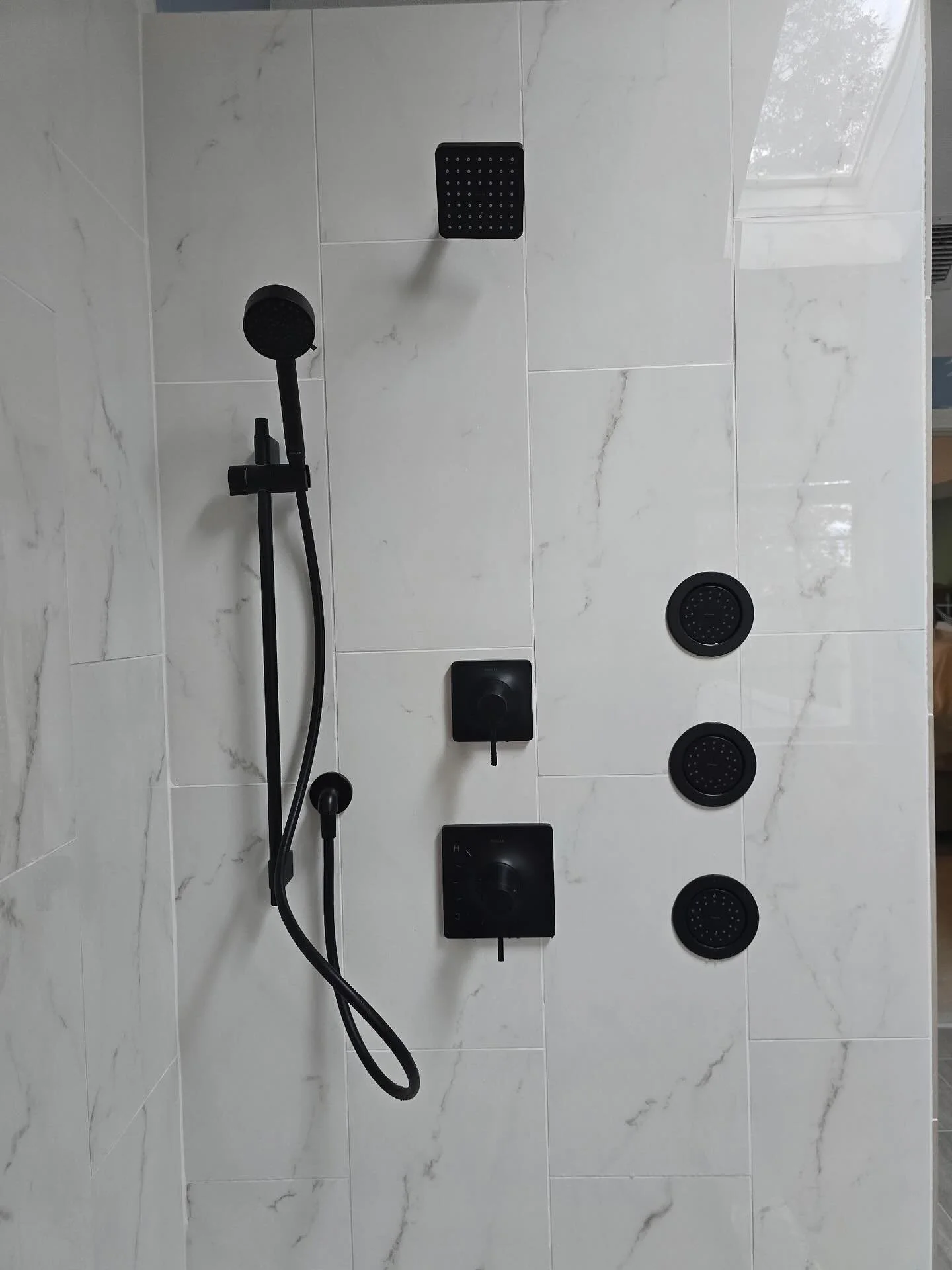Shower goals 💯

Check out this recent shower install complete with matte black fixtures and body sprays. Ready to update your shower? Give us a call today!