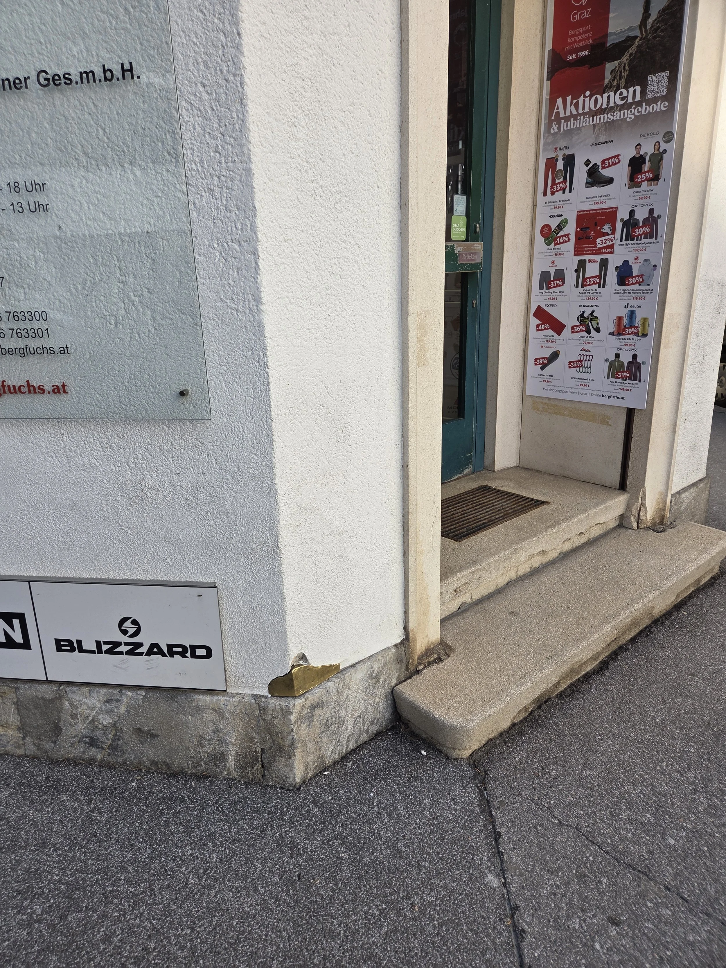 N 47.07215148780863, O 15.424548292729982