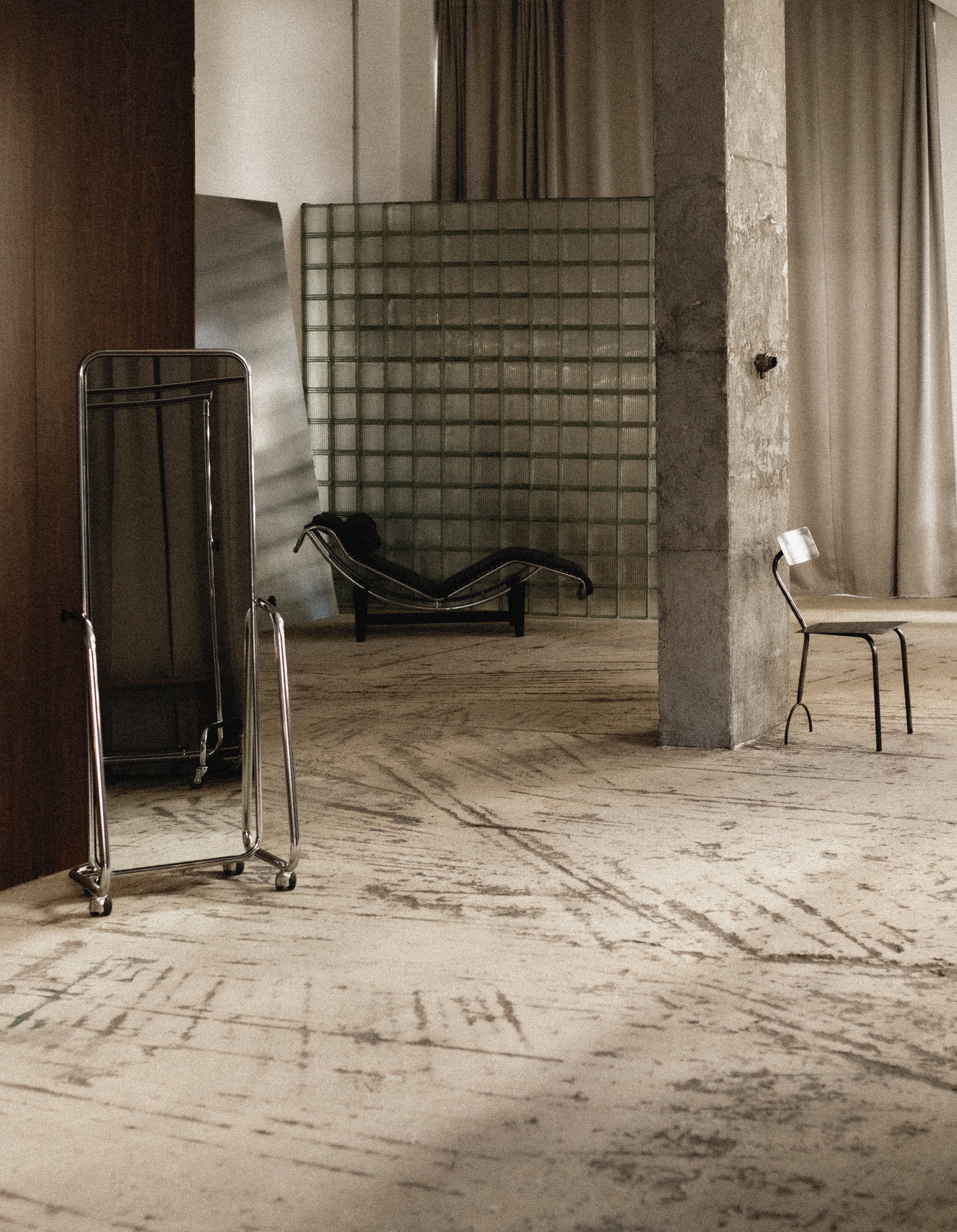 Images by Sabrina Brodescu 