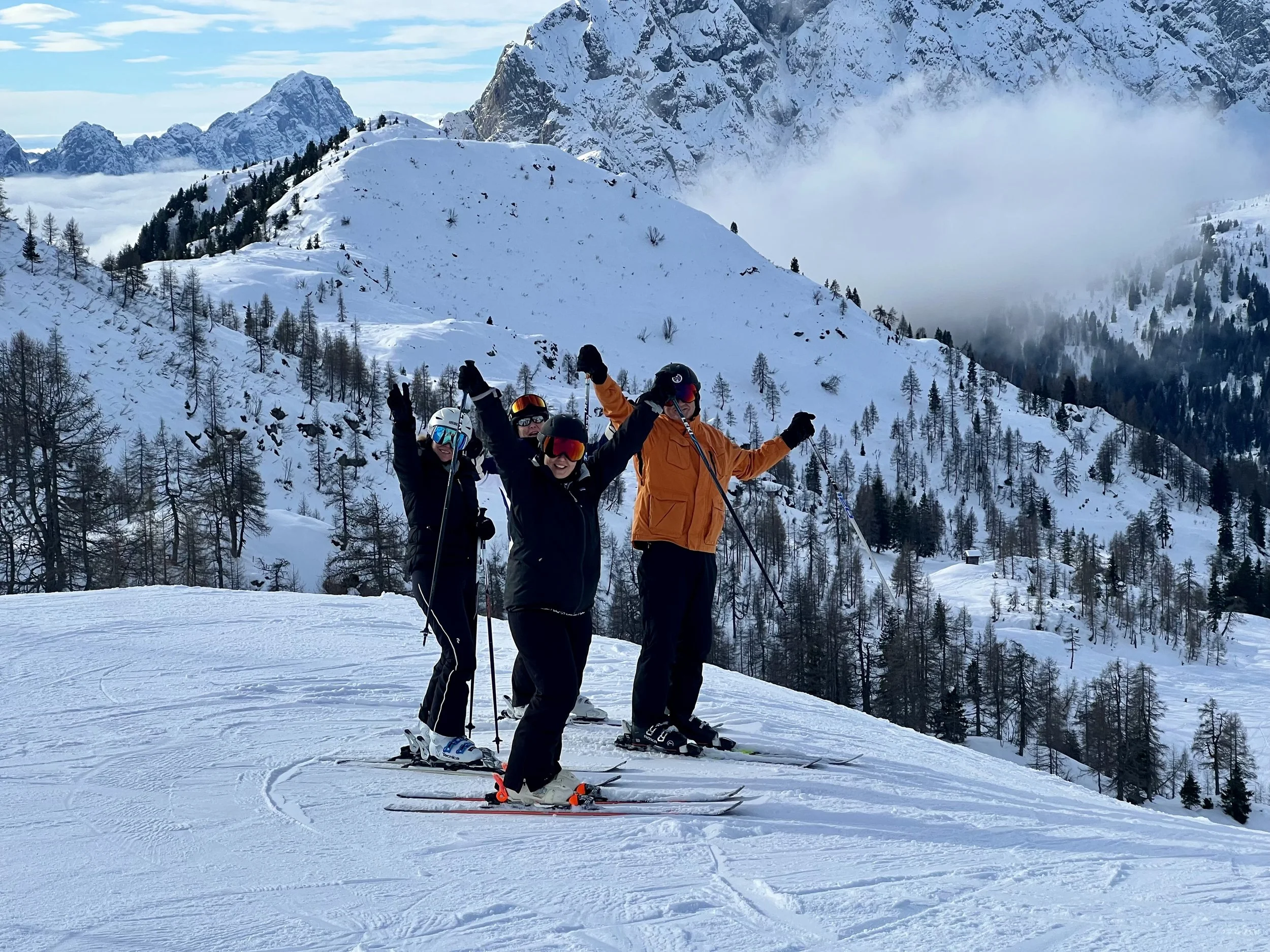 Nassfeld Blick guests at the top of the Gartnerkofel. 