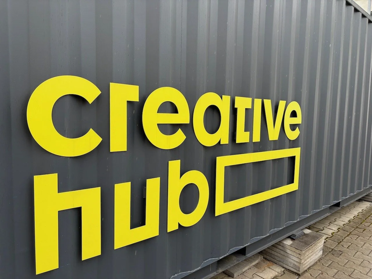 CREATIVE HUB