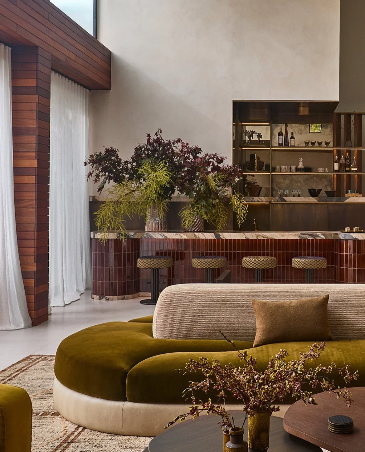 In love with all these textures and colors 

Design by @alanamarie_interiors 

Photography by @darkmurling