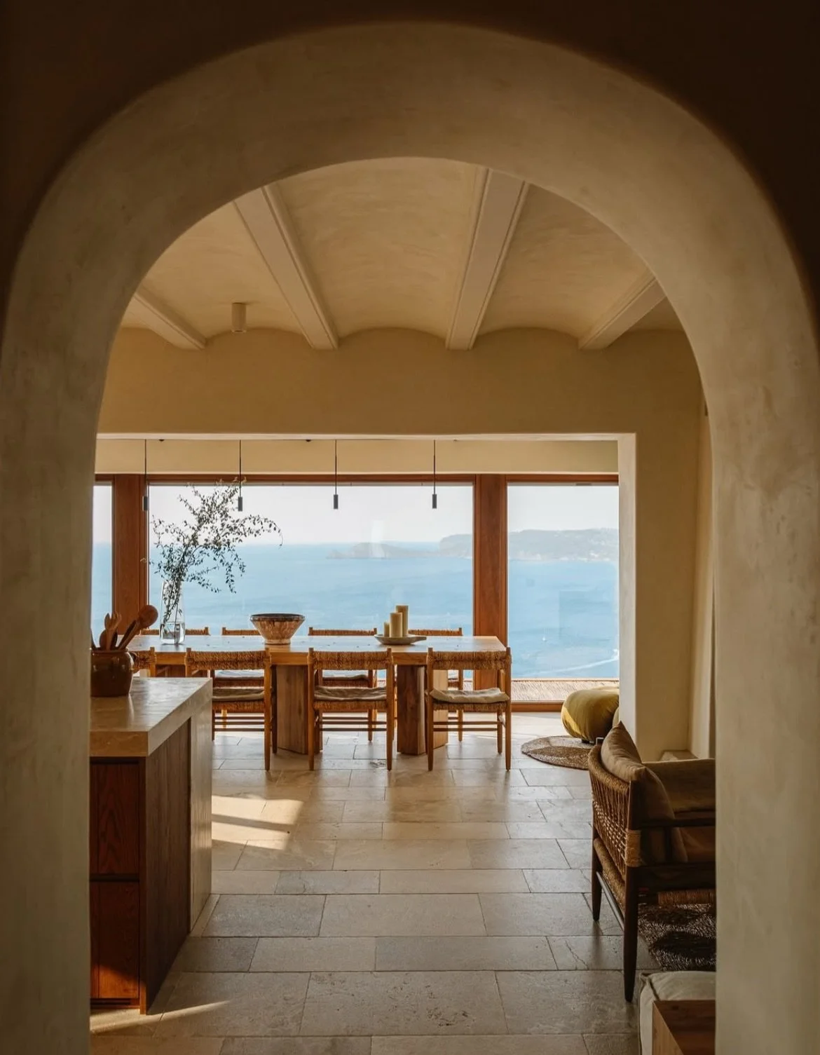 Always questioning why I&rsquo;m not in Spain for the winter 

Design by @theadelantehomes 

Photography by @clementevb