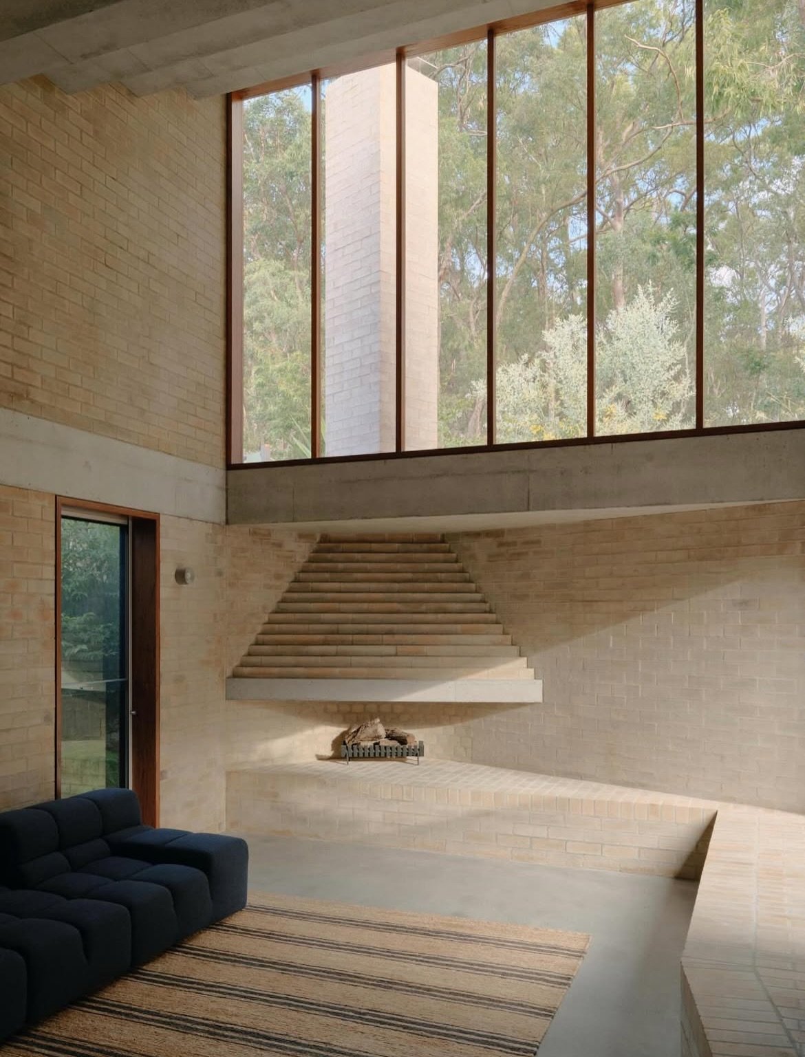 You can do anything with a beautiful foundation like this 🤌🏼

Design by @nielsen.jenkins and @michael_lumby_architecture 

Photography by @tomross.xyz