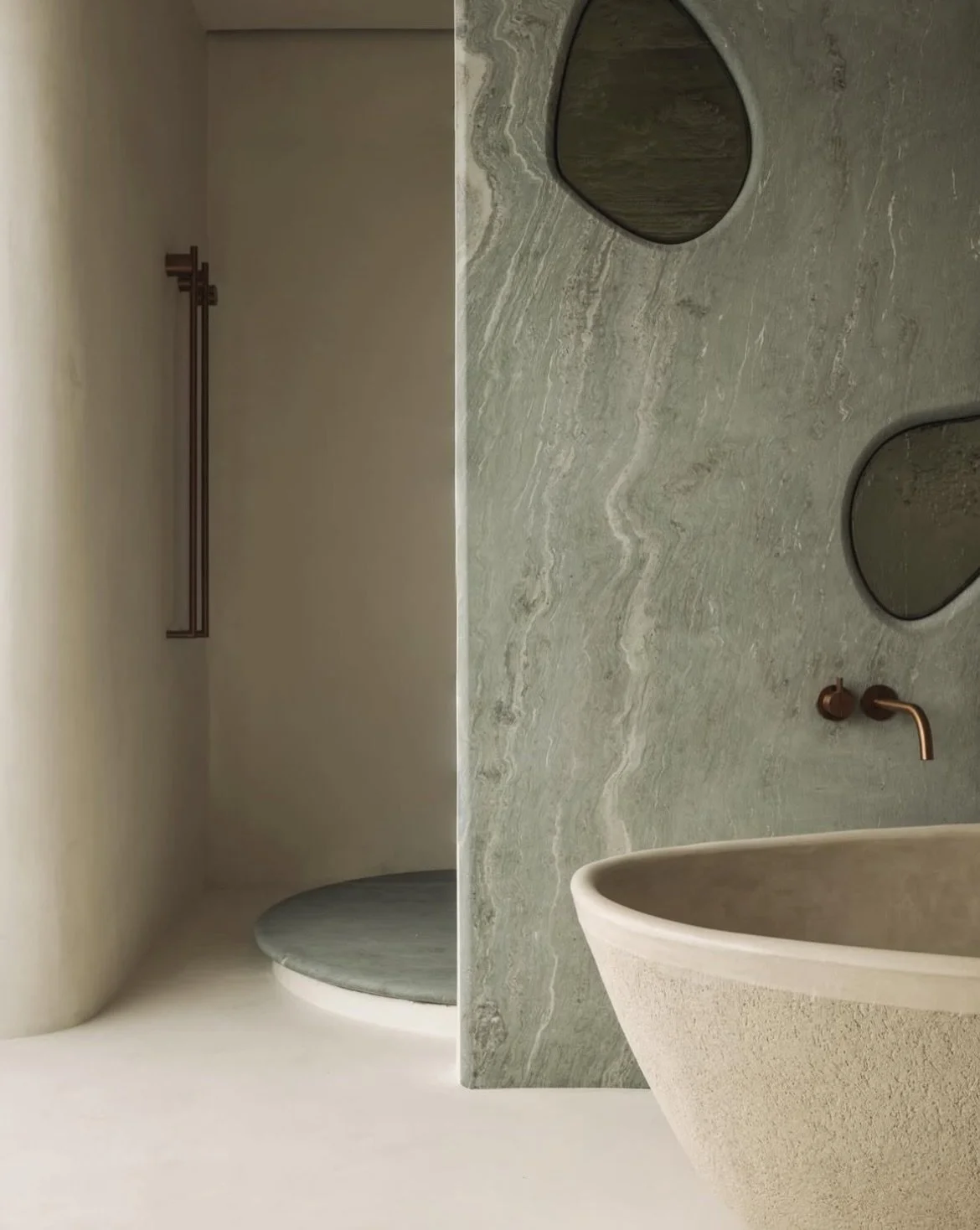 Design doesn&rsquo;t need to be over the top to make a statement 

Design by @benoit_viaene 

Photography by @tijsvervecken