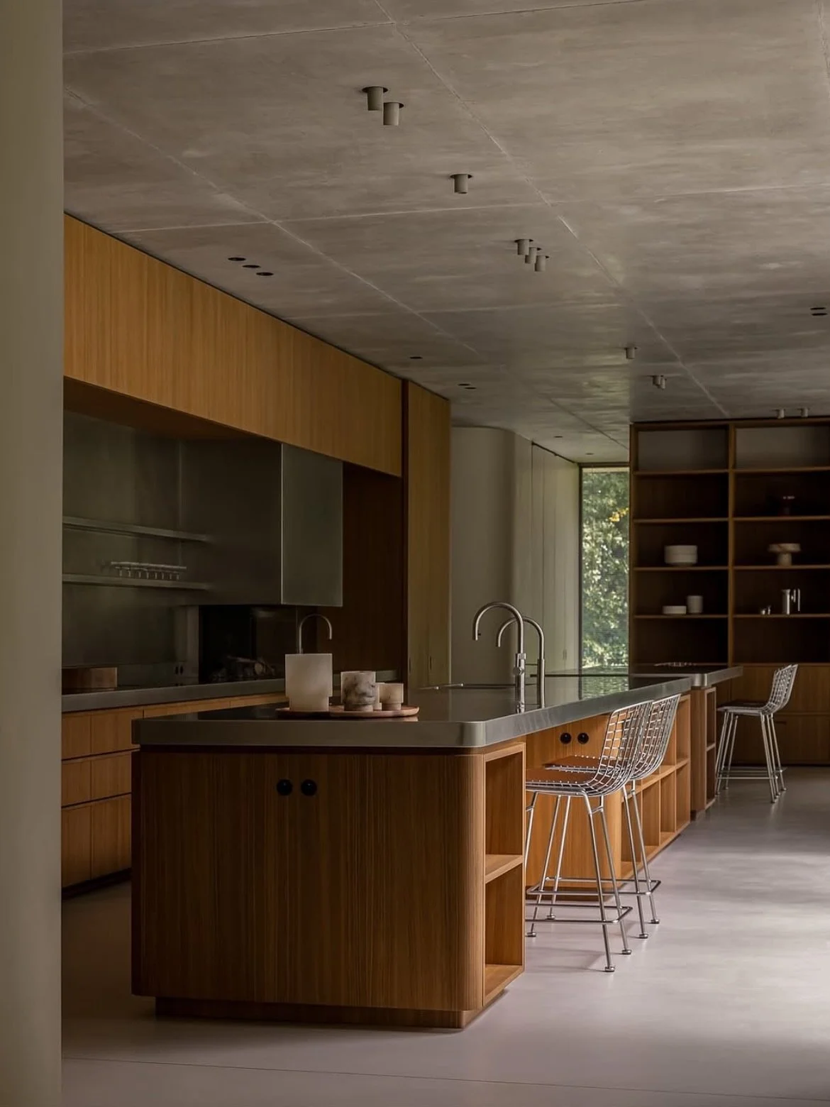 Simplicity is always in 🤎

Design by @nielsmaier_ 

Photography by @cafeine