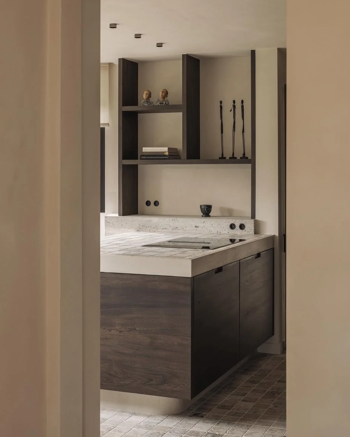 Clean 🤌🏼

Design by @studioleeman 

Photography @tijsvervecken