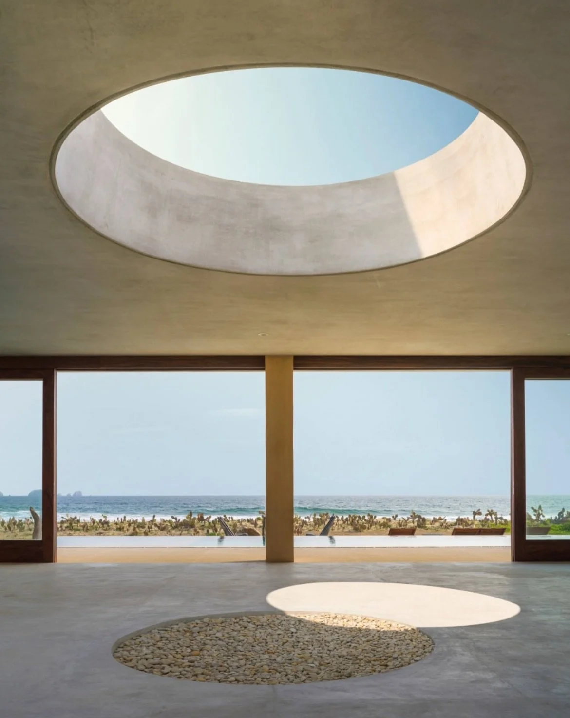 New year, new designs 🤍

Design by @lian_arquitectura_interior and @gigibasanez 

Architecture by @caam.arq

Photography by @claudionapolitano_