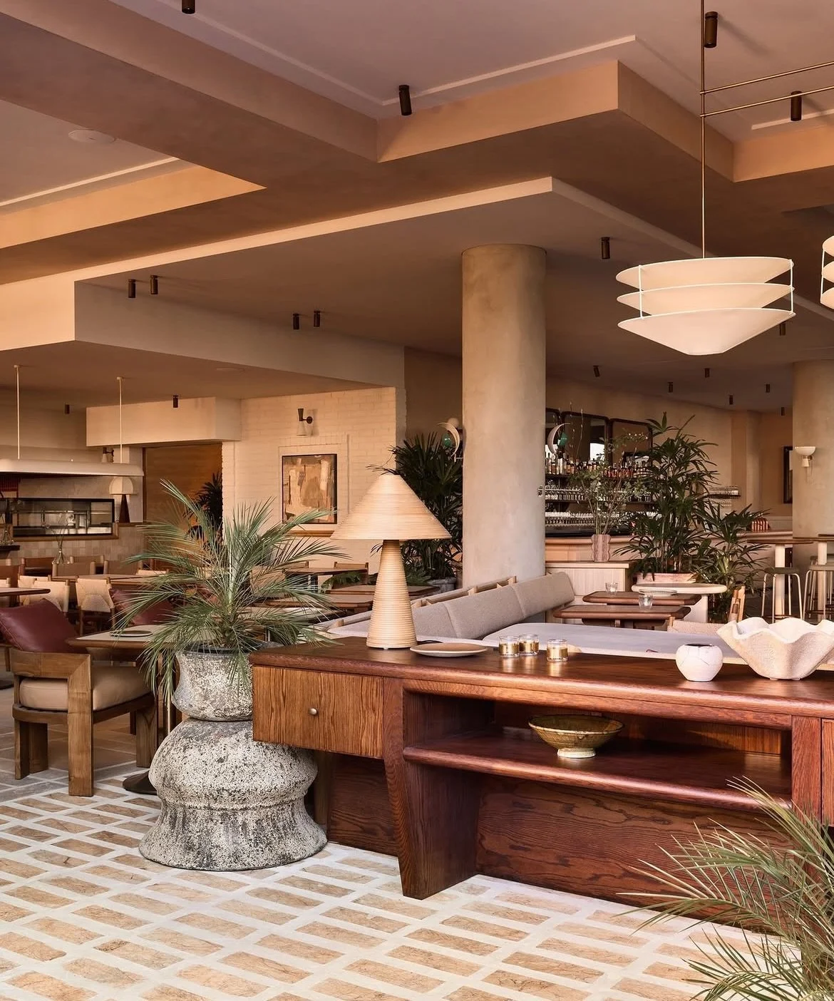 Australian design does it again 🤌🏼🤌🏼🤌🏼

Design by @alexander_andco 

Photography by @justinnicholasphotography and @aliciataylorphotography