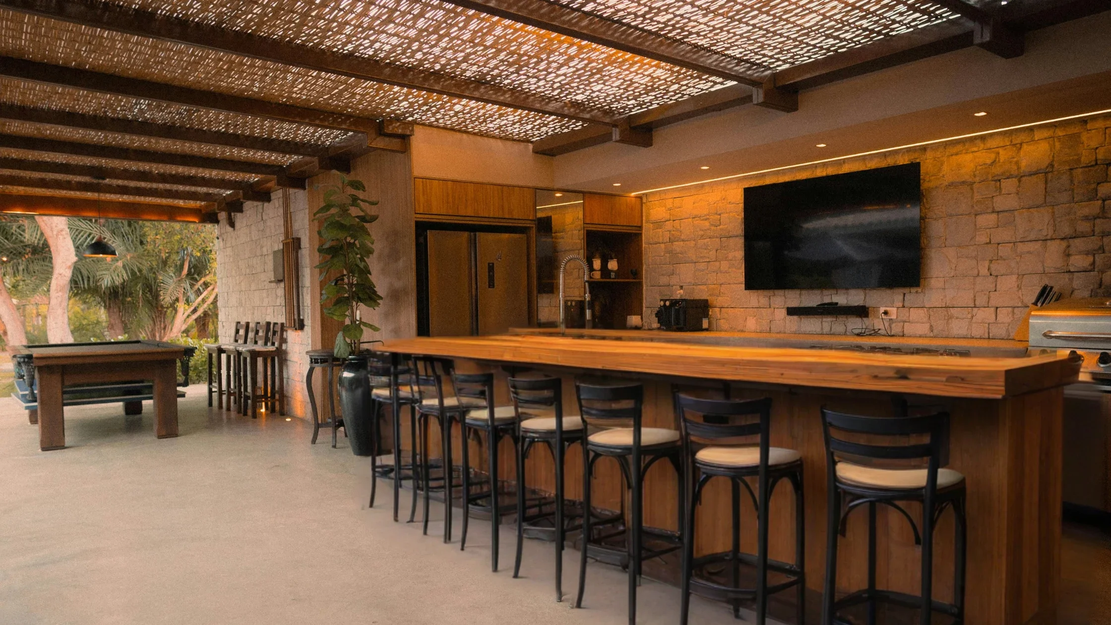 Building a Backyard Bar with Timber: NZ Summer Trend