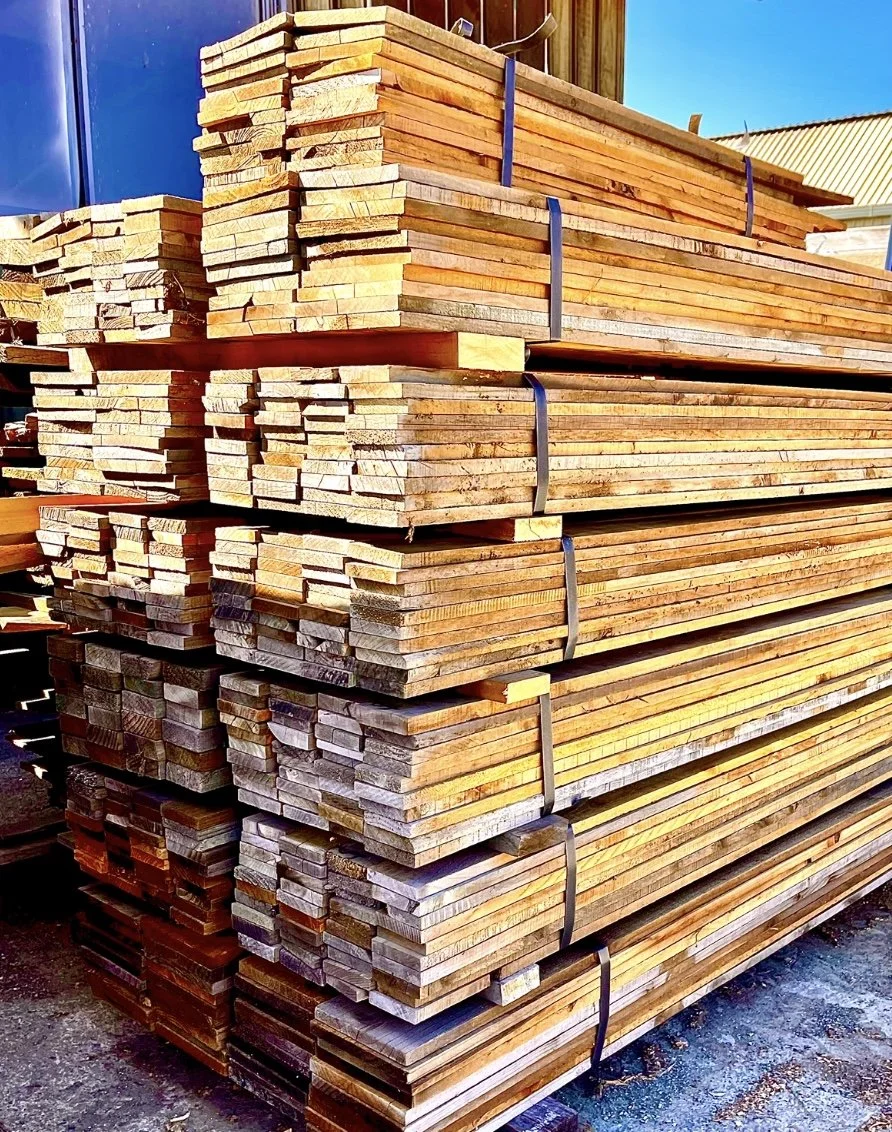Macrocarpa New Zealand grown timber packs.
25mm 15mm 2nds