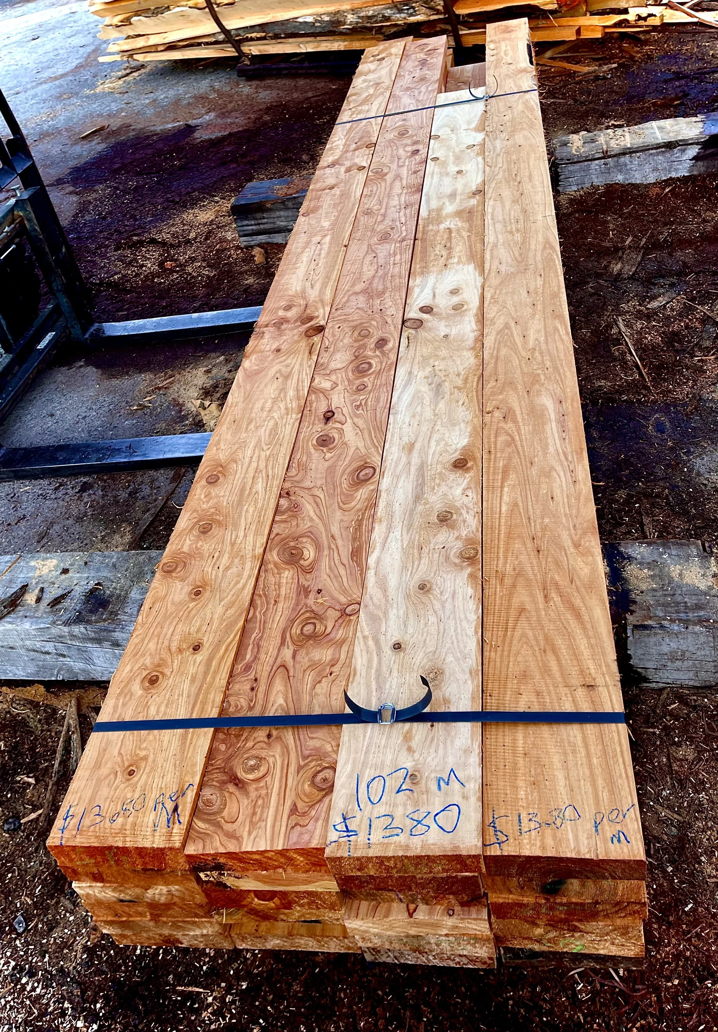 Macrocarpa New Zealand grown, 200 x 50mm
Bandsawn, fresh off the mill.
100 metre pack
 Lengths up to 4.8 m
Great for garden beds, pergola, edging, landscape design, bar tops, tables, benches etc 
$1380