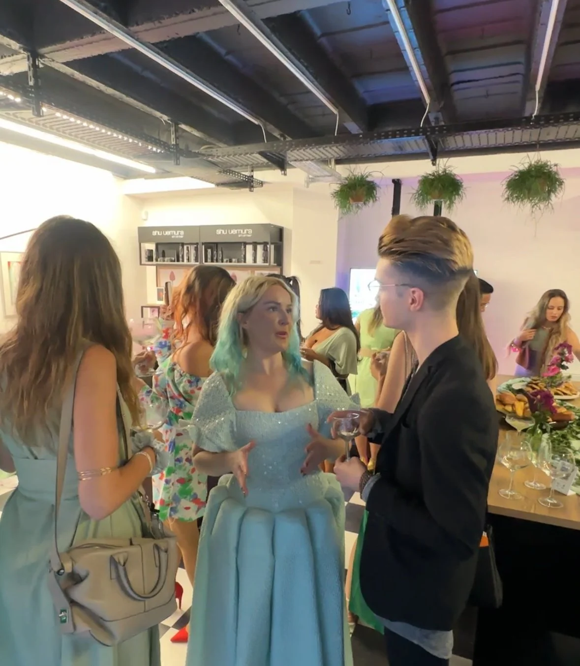 Fifty Shades of Mint – die MintUnicorn Party im Großes Theater Loft