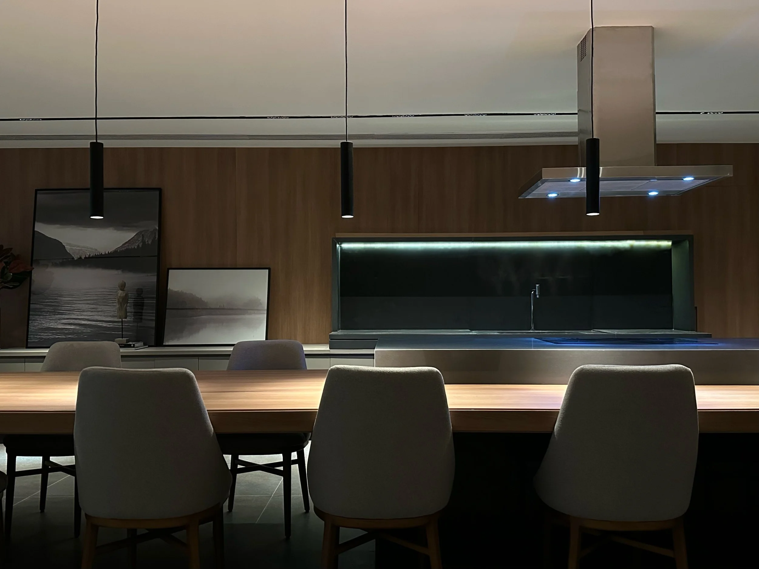 WREB-72 MESA ACOPLADA À ILHA 3.jpeg