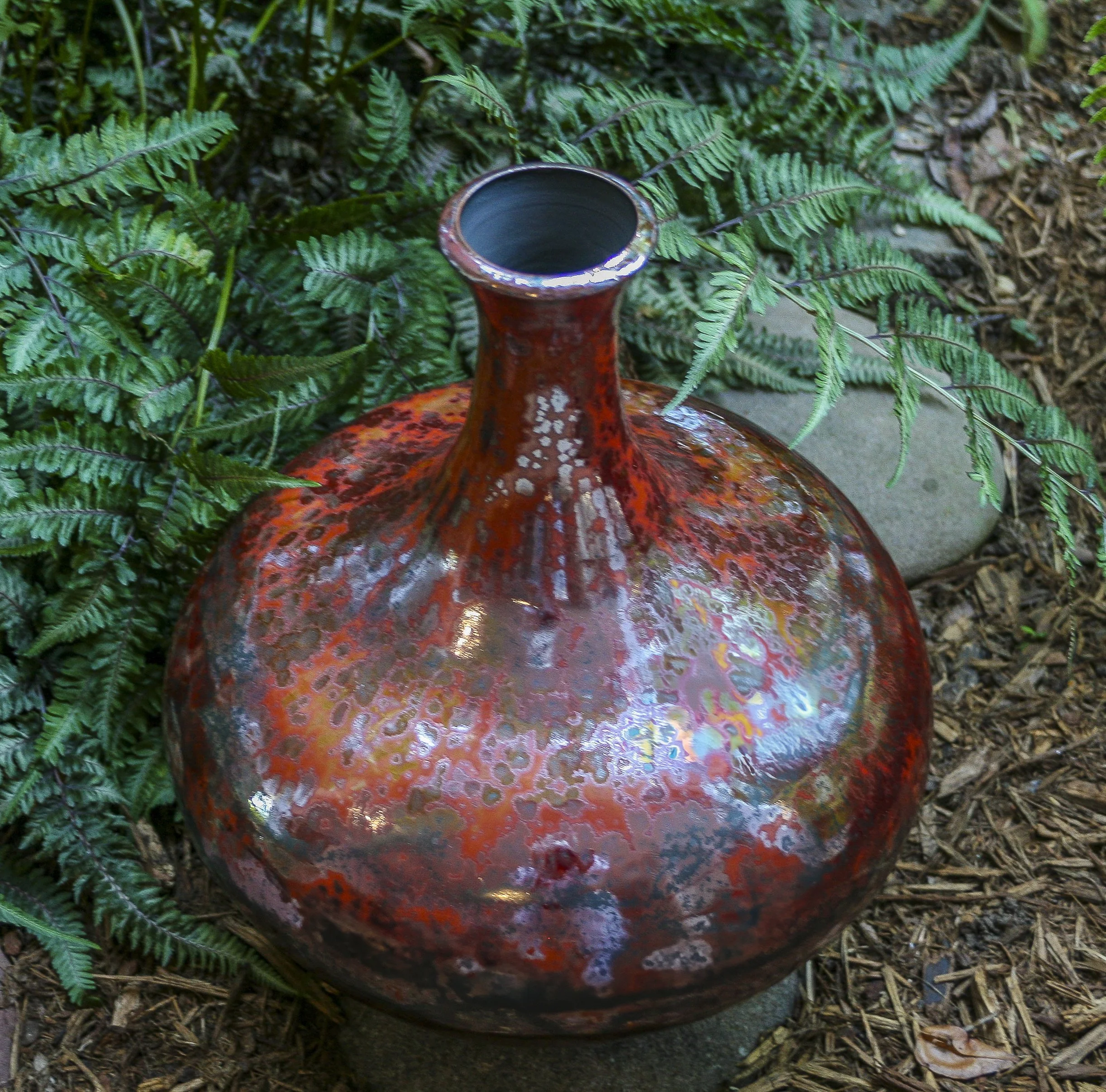 Large Mars Crystalling Vase.jpg