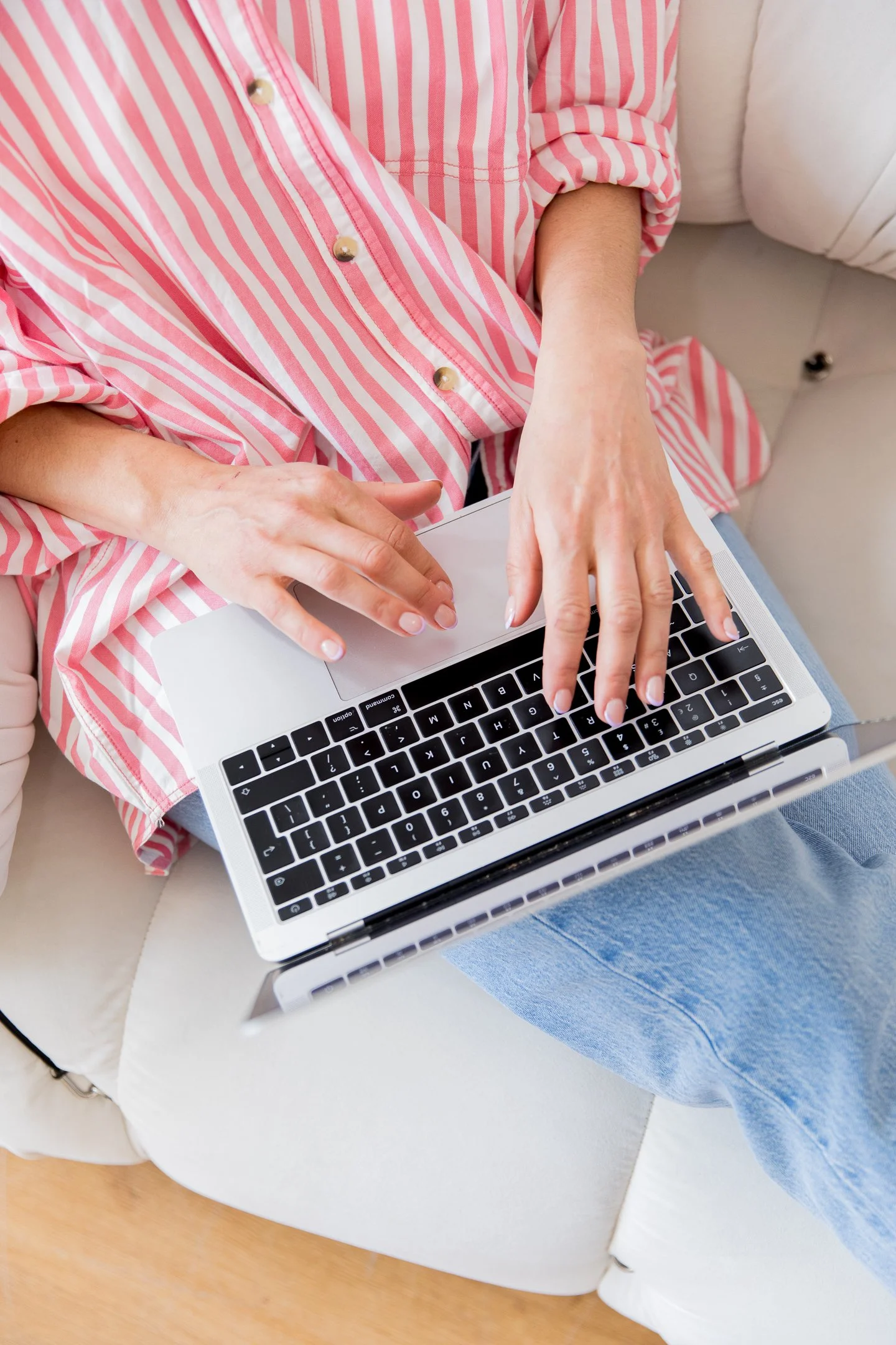 Image of Steph on her laptop