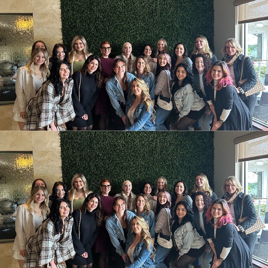 How cute are we?! #Throwback to our holiday brunch🥰💕

Now we know you know us as your Bhāva babes&hellip; but do you really know us?! 🤔

❔Try and see if you can guess whose fun fact goes with who!

A plays violin 
B homeschools their kids 
C has b