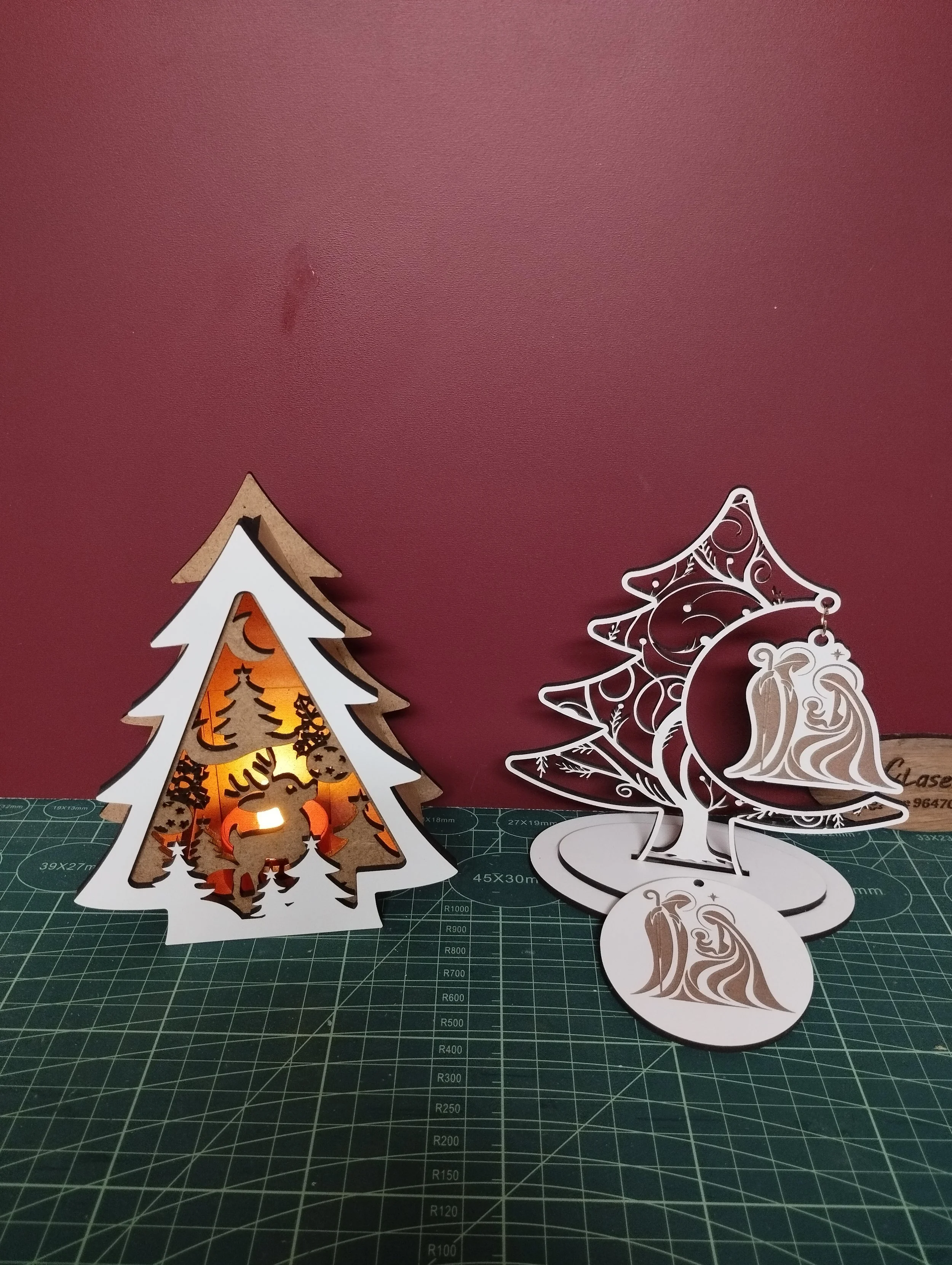 453 Árvore com vela - 12*A14cm / Árvore - 13*A15cm
