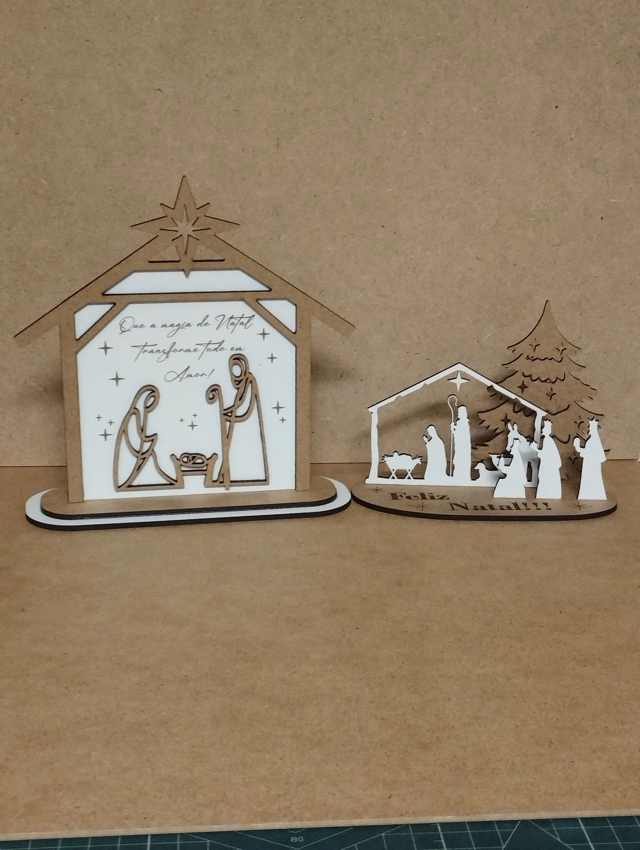 446 Presépio grande - 18*A18cm / Presépio pequeno - 15*A10cm