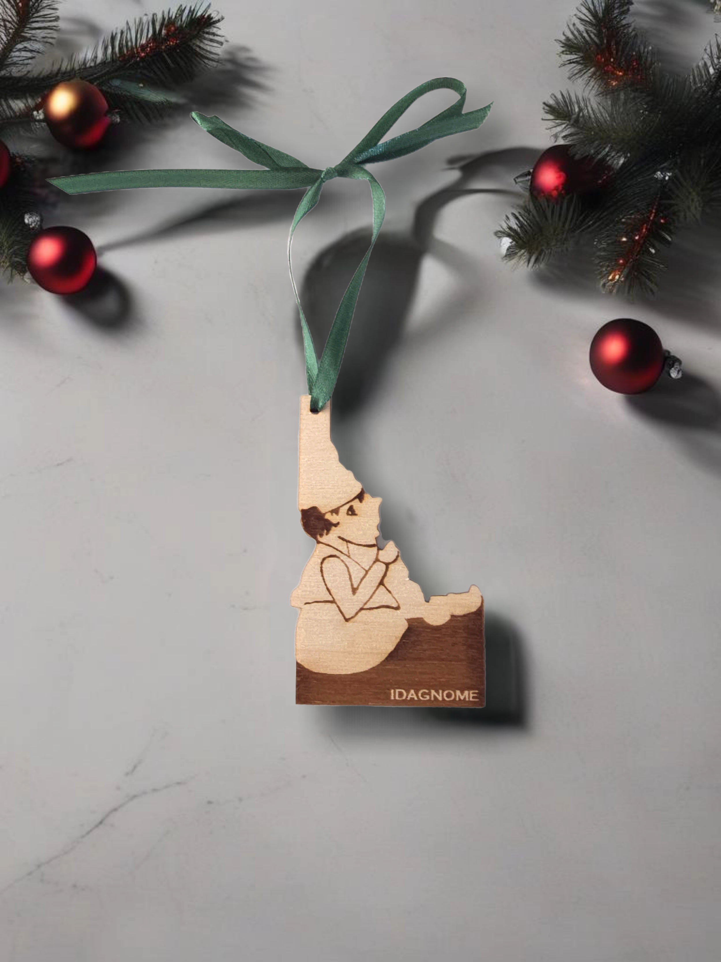 Ornament Product Photo2.png