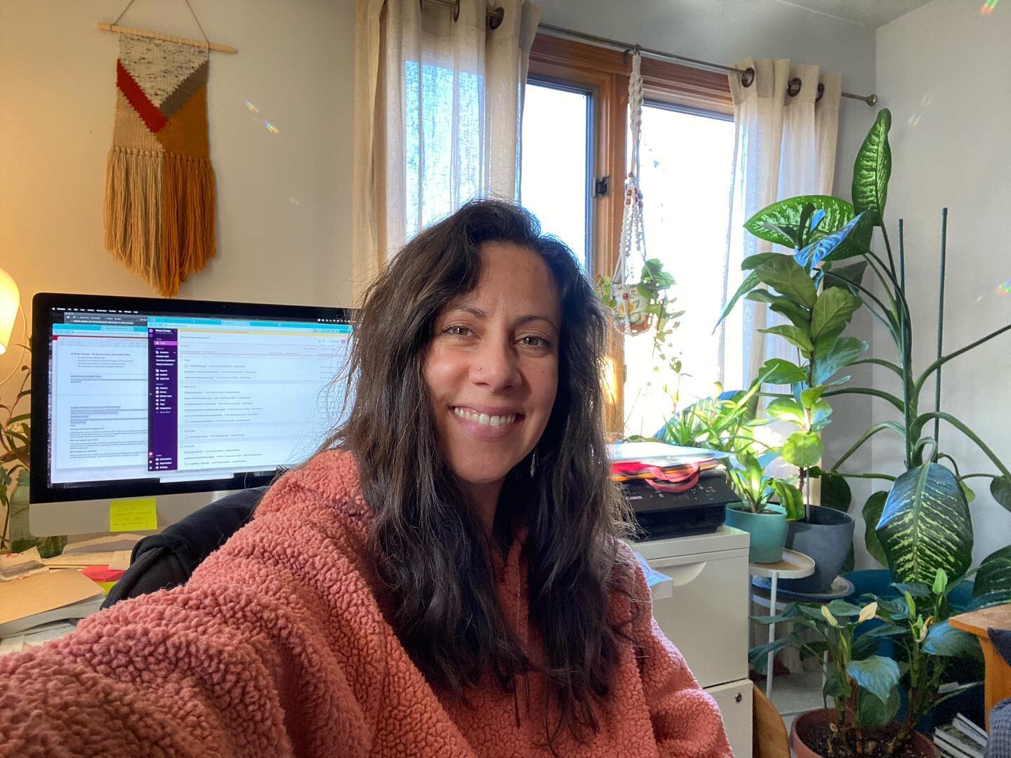 My little biz is 7 years old today! Thanks for being part of the ride 😎✌🏼🥹