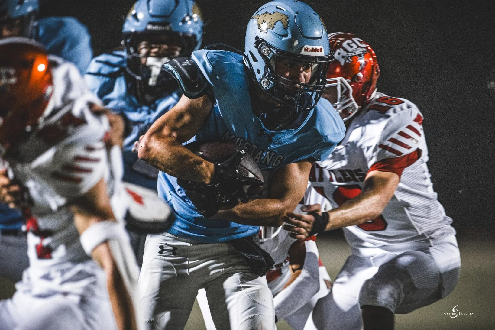 Mustangs Stampede over Rattlers 49–14 on Homecoming Night