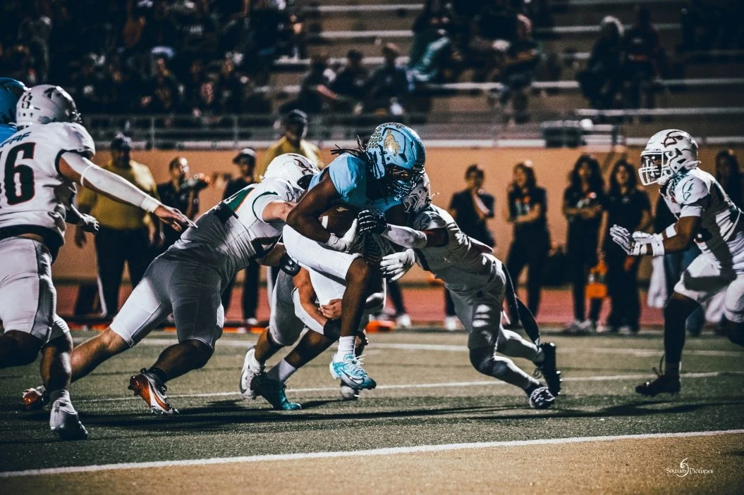 Speights big night lifts Mustangs past Hawks