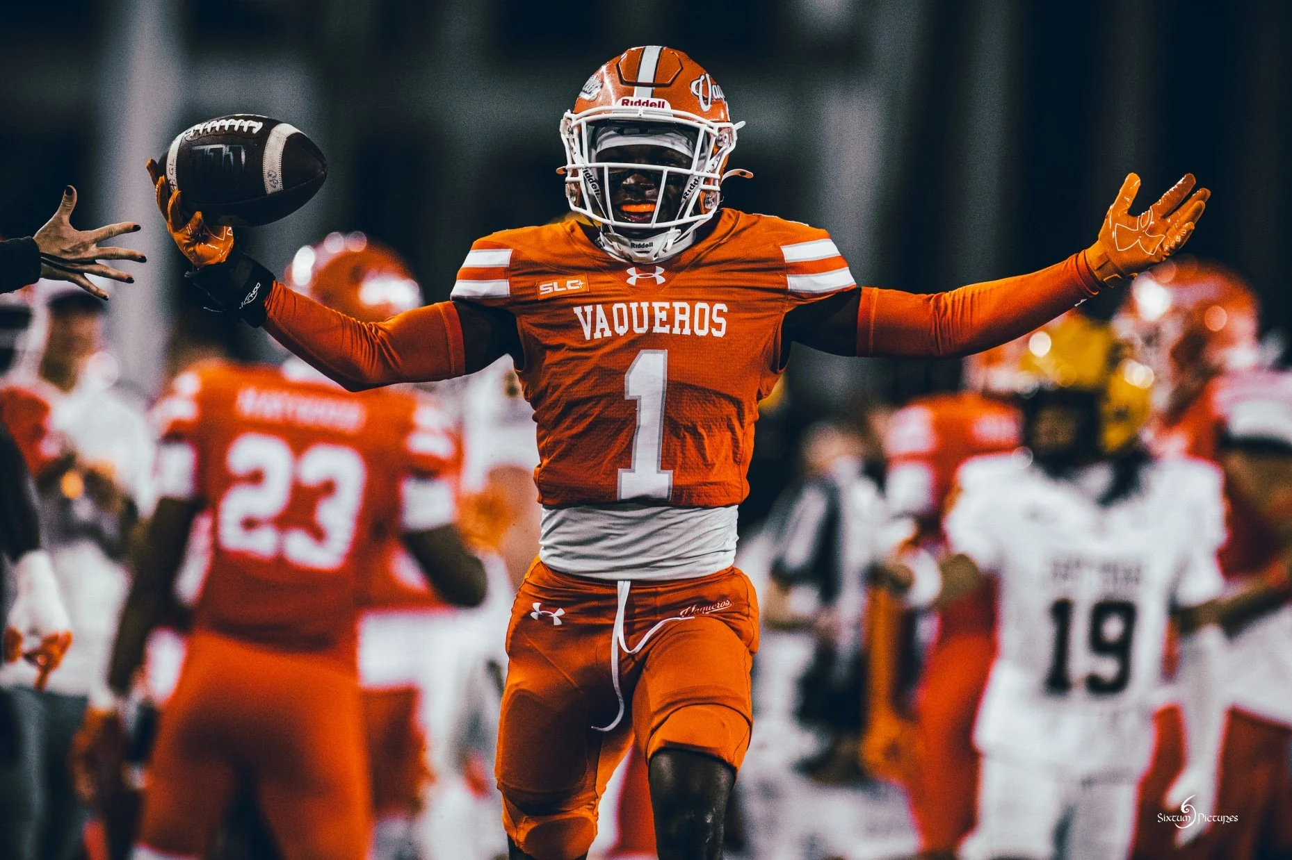 Sixtum Pictures-SIX21011-2.jpeg