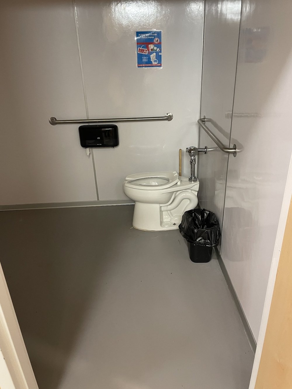 Cabin+4+Bathroom+private+toilet.jpeg
