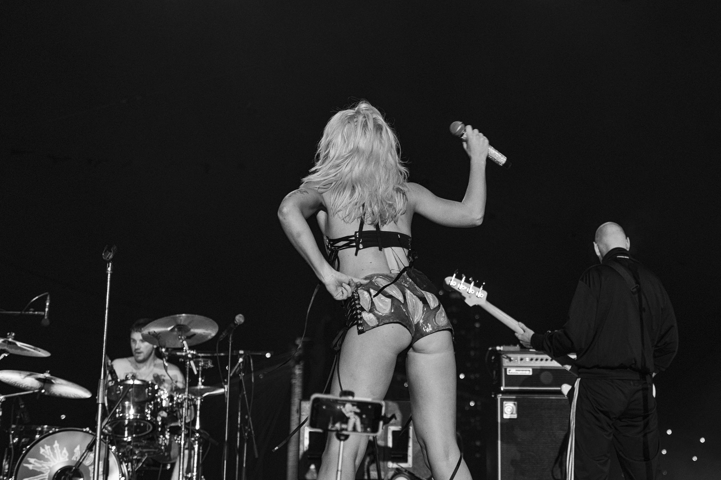 Amyl&Sniffers WEB--87.JPG