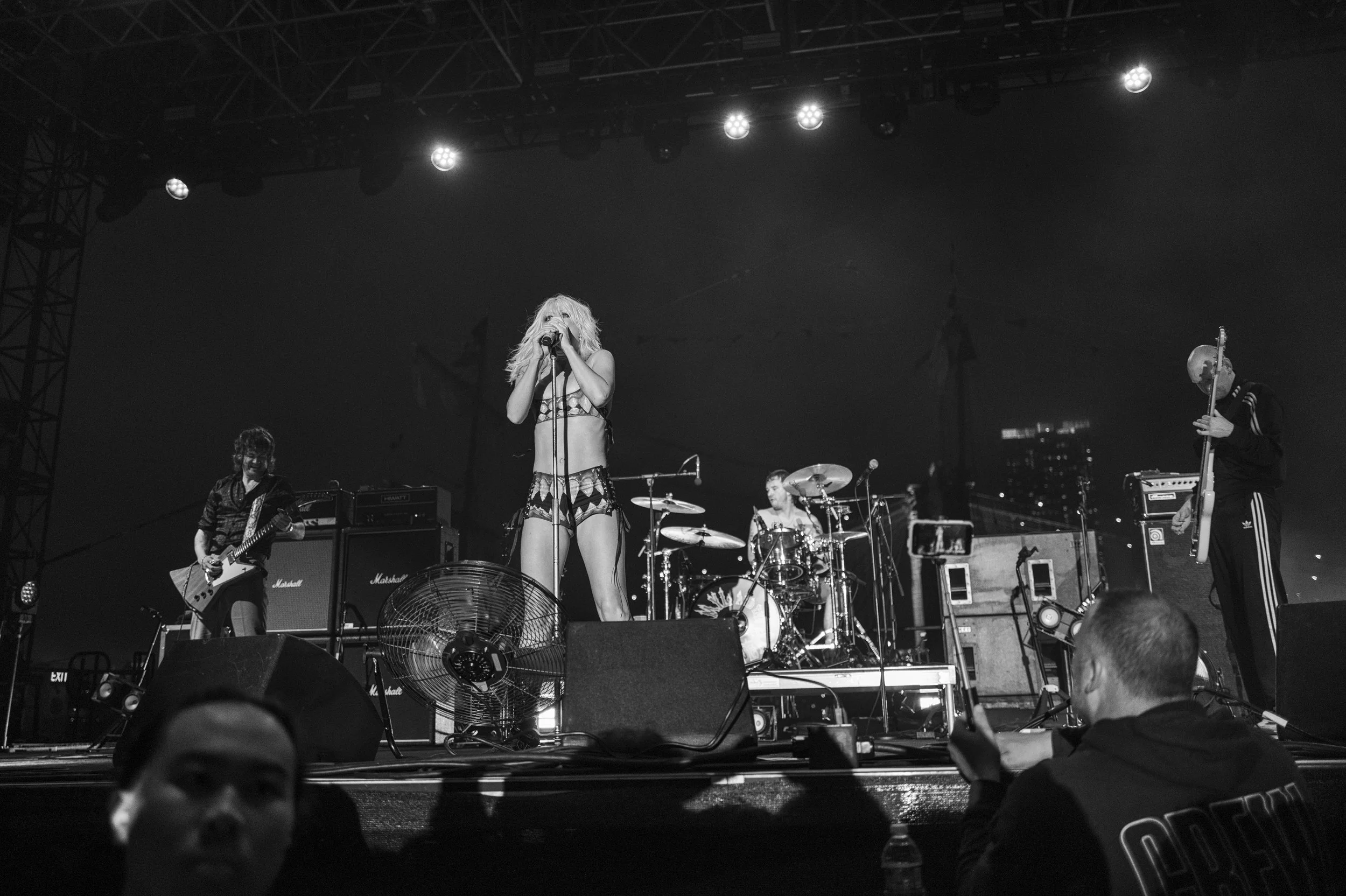 Amyl&Sniffers WEB--85.JPG