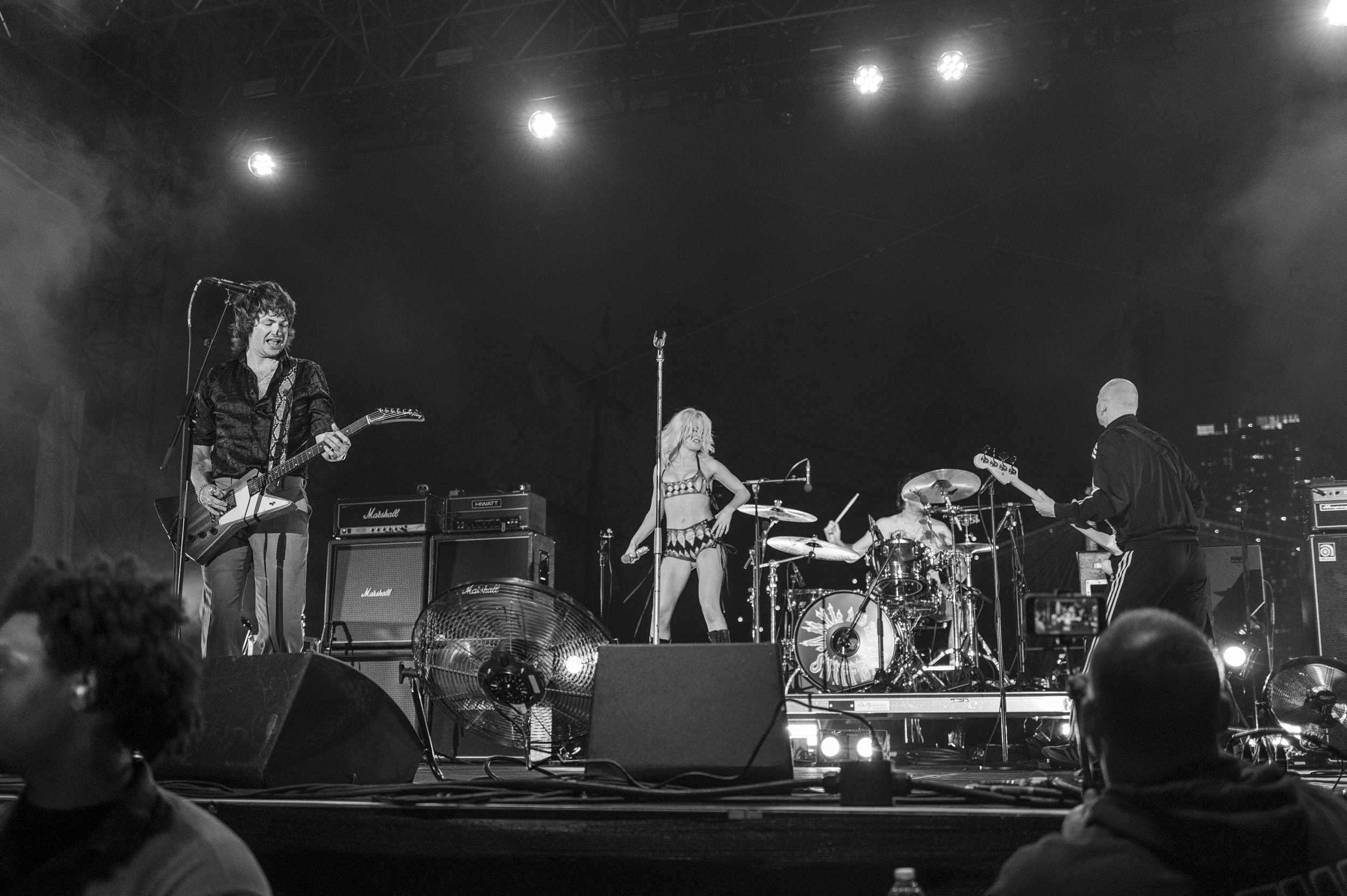 Amyl&Sniffers WEB--76.JPG