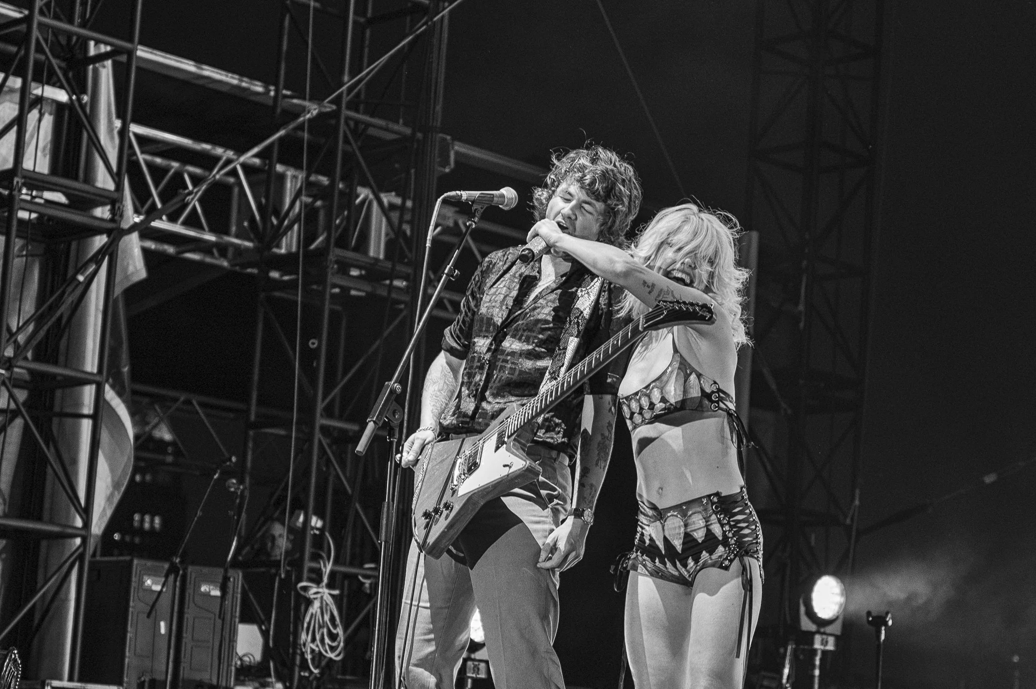 Amyl&Sniffers WEB--35.JPG