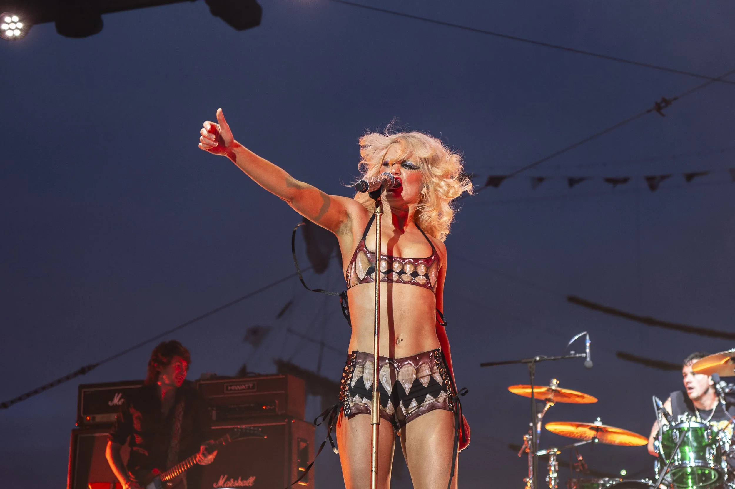 Amyl&Sniffers WEB--22.JPG